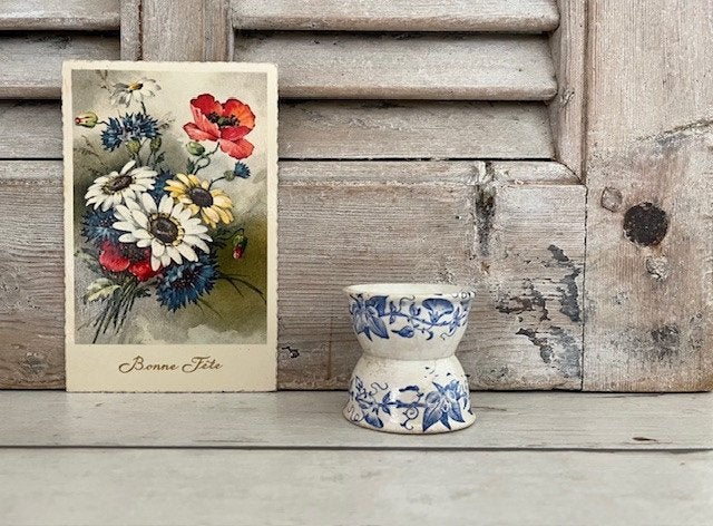 Antiek faience diabolo eierdopje florale decoratie in blauw, Antiek en Kunst, Ophalen of Verzenden