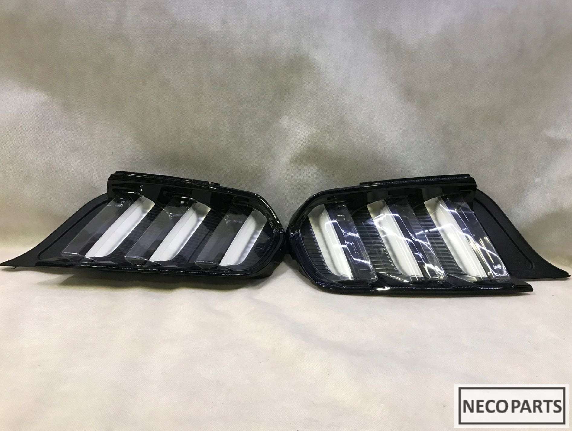 FORD MUSTANG VI LED ACHTERLICHT ORIGINEEL ALLES LEVERBAAR !!, Gebruikt, -, -, Ophalen of Verzenden