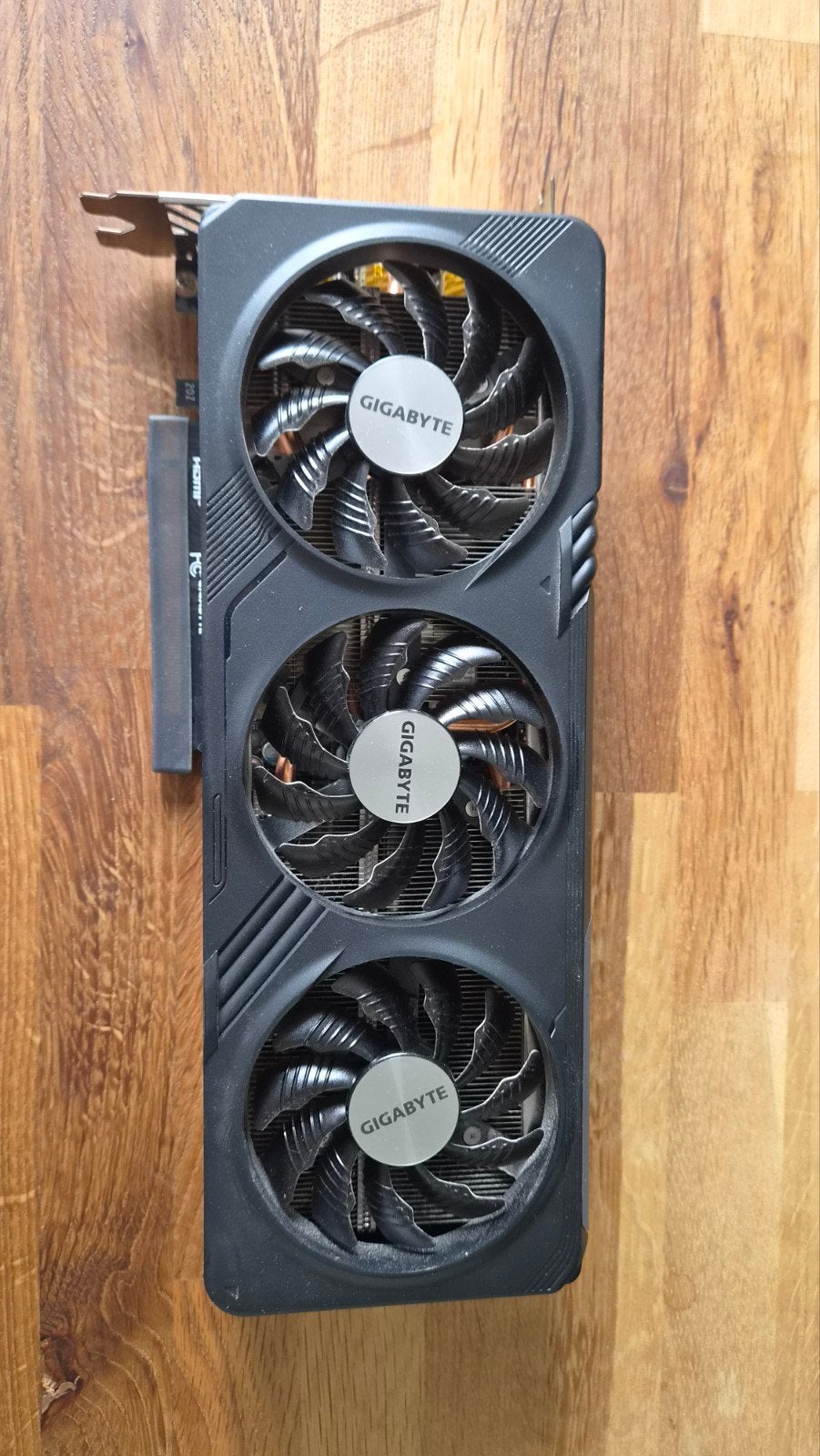 GIGABYTE GeForce RTX 4060 Ti OC 16GB, Computers en Software, GDDR6, PCI-Express 4, Ophalen of Verzenden, Zo goed als nieuw