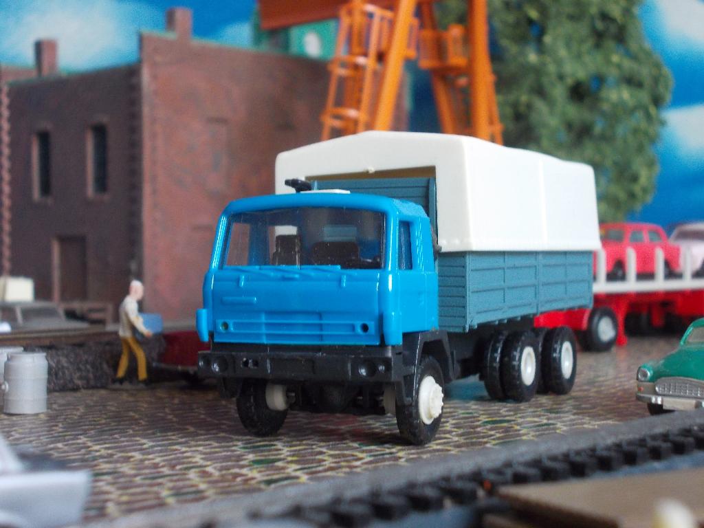 Tatra 815 platte bakwagen huif Permot blauw / grijs NU € 5,-, Ophalen of Verzenden, Nieuw, Bus of Vrachtwagen, Overige merken