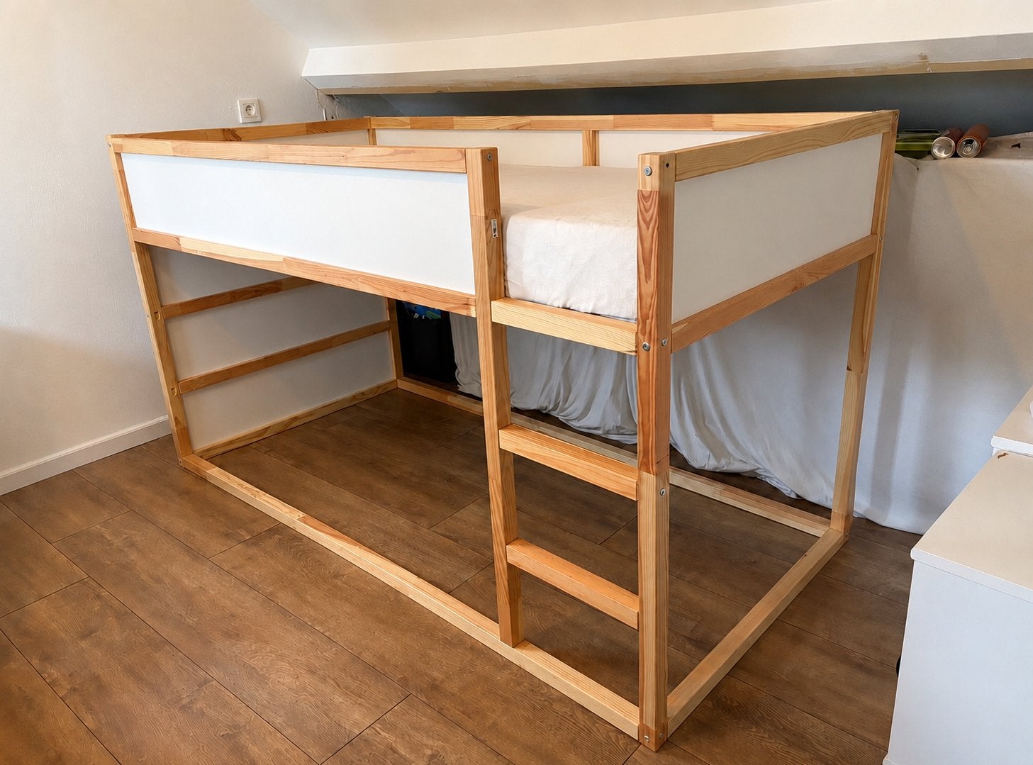 Ikea Kura omkeerbaar 1 persoonsbed jongen en meisje, Ophalen, Zo goed als nieuw, Halfhoogslaper