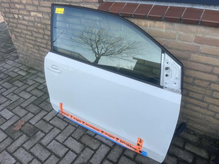 Portier 2Deurs rechts van een Volkswagen UP (LB9A), Gebruikt, -, -, -