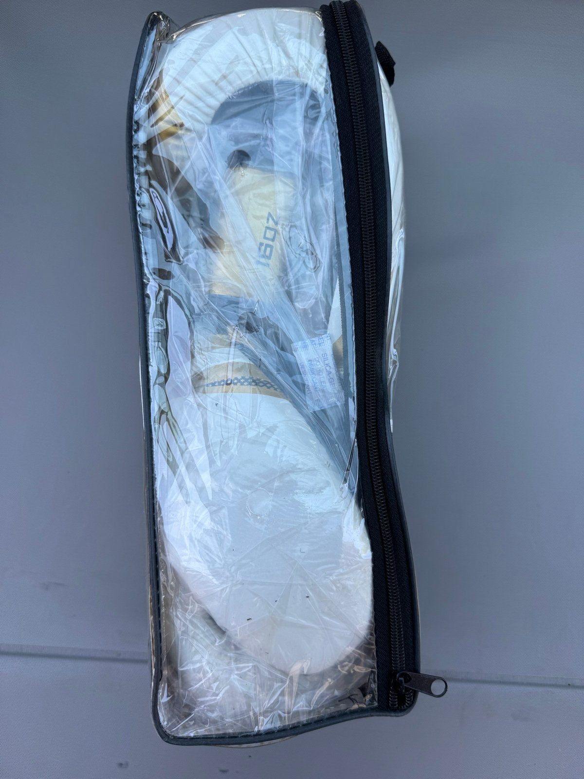 Gloednieuwe 16oz Venum bokshandschoenen, Overige, Vechtsportbescherming, Nieuw, Maat M