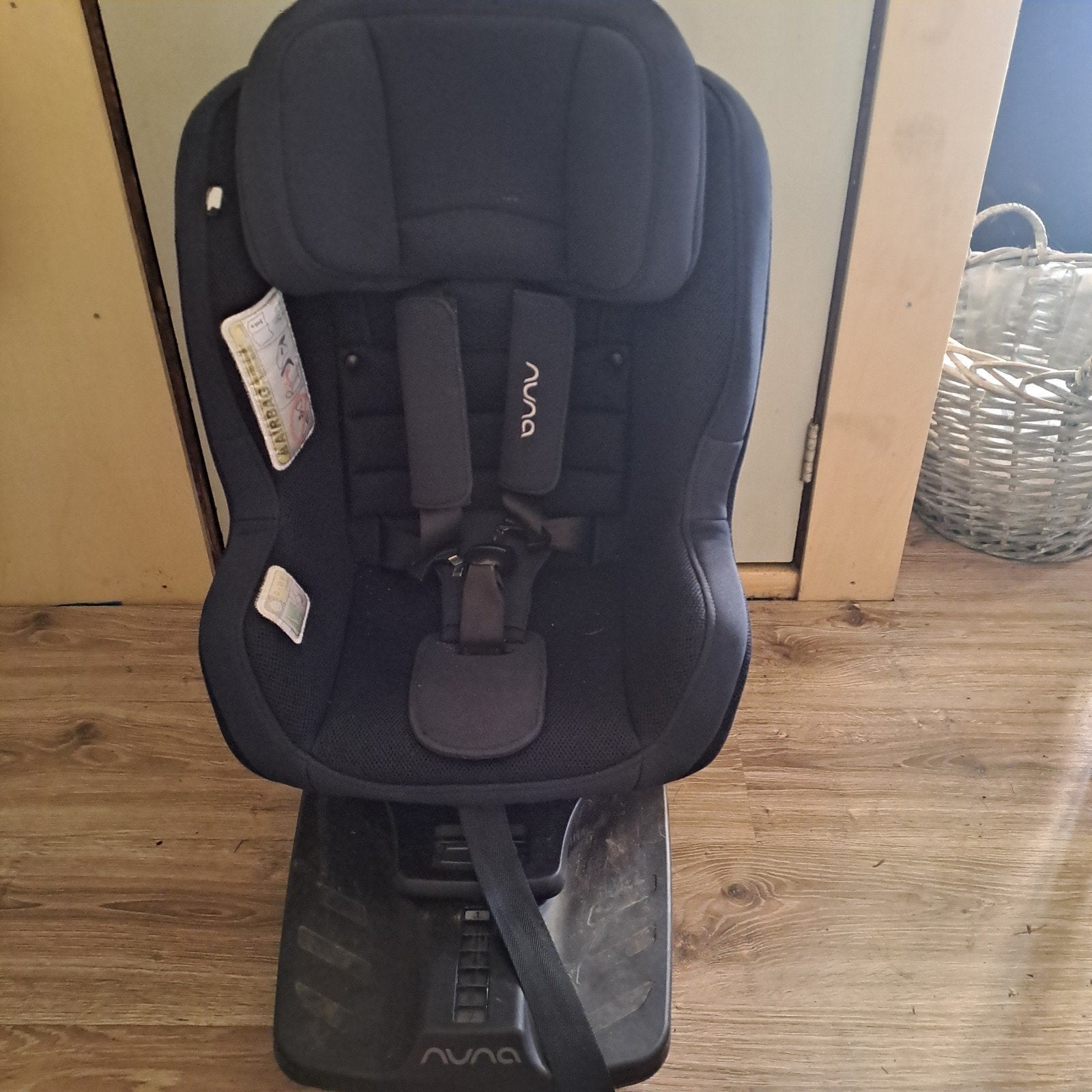 Nuna Autostoel 360°, Isofix met baby verkleiner, Verstelbare rugleuning, 0 t/m 18 kg, Zo goed als nieuw, Isofix