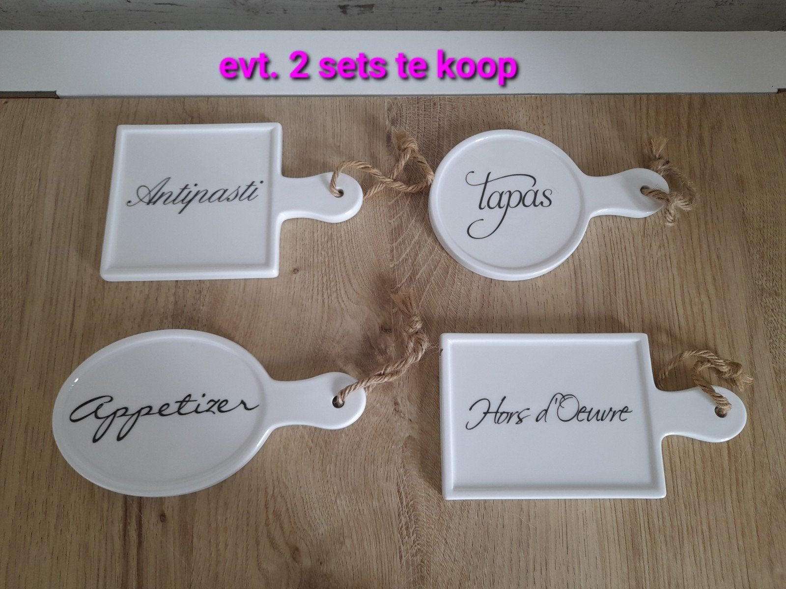 porseleinen 4 delig tapas setje riviera maison, Verzenden, Zo goed als nieuw, Porselein, Overige stijlen