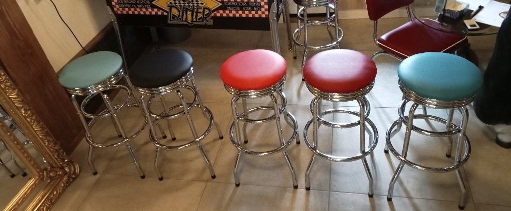 Degelijke Chrome Amerikaanse barkrukken in 5 kleuren., Huis en Inrichting, 60 tot 90 cm, Nieuw, Met voetsteun, Ophalen of Verzenden