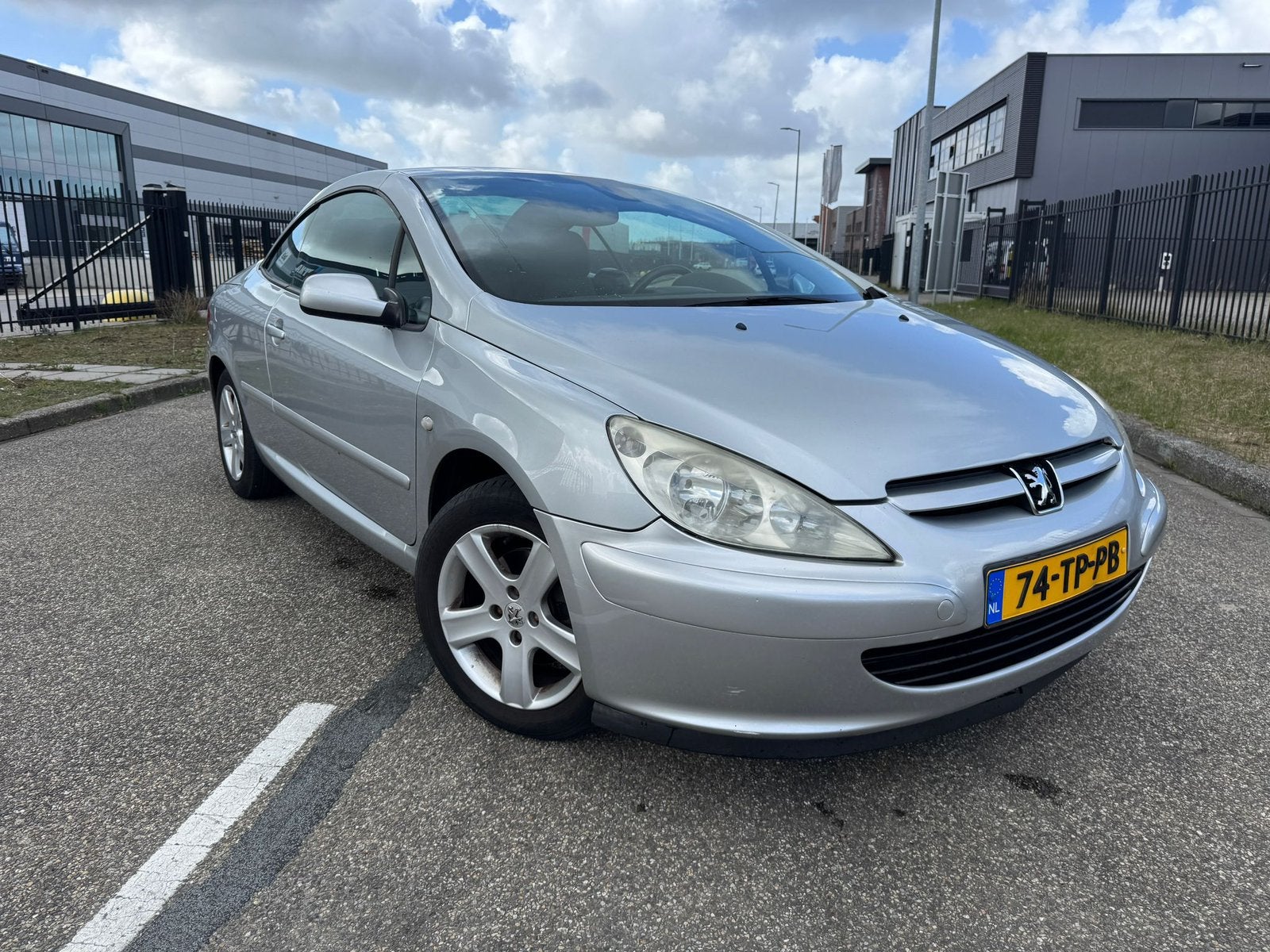Peugeot 307cc APK|ONDERHOUD|CABRIO|AIRCO|, Voorwielaandrijving, 1025 kg, 15 km/l, 4 cilinders