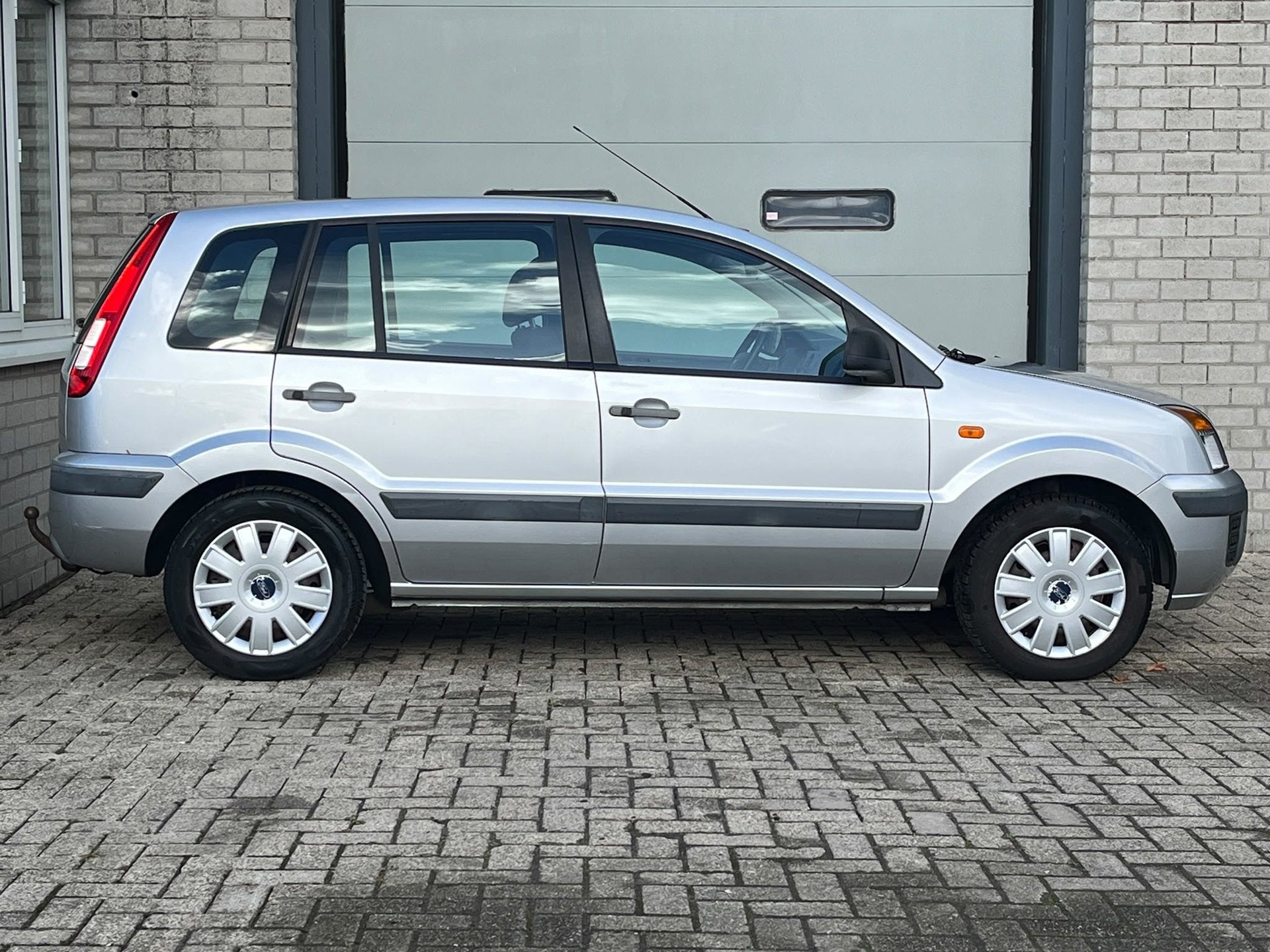 Ford Fusion 1.4-16V Cool & Sound Airco|Nap|Trekhaak, Auto's, Gebruikt, 49 €/maand, Origineel Nederlands, Bedrijf