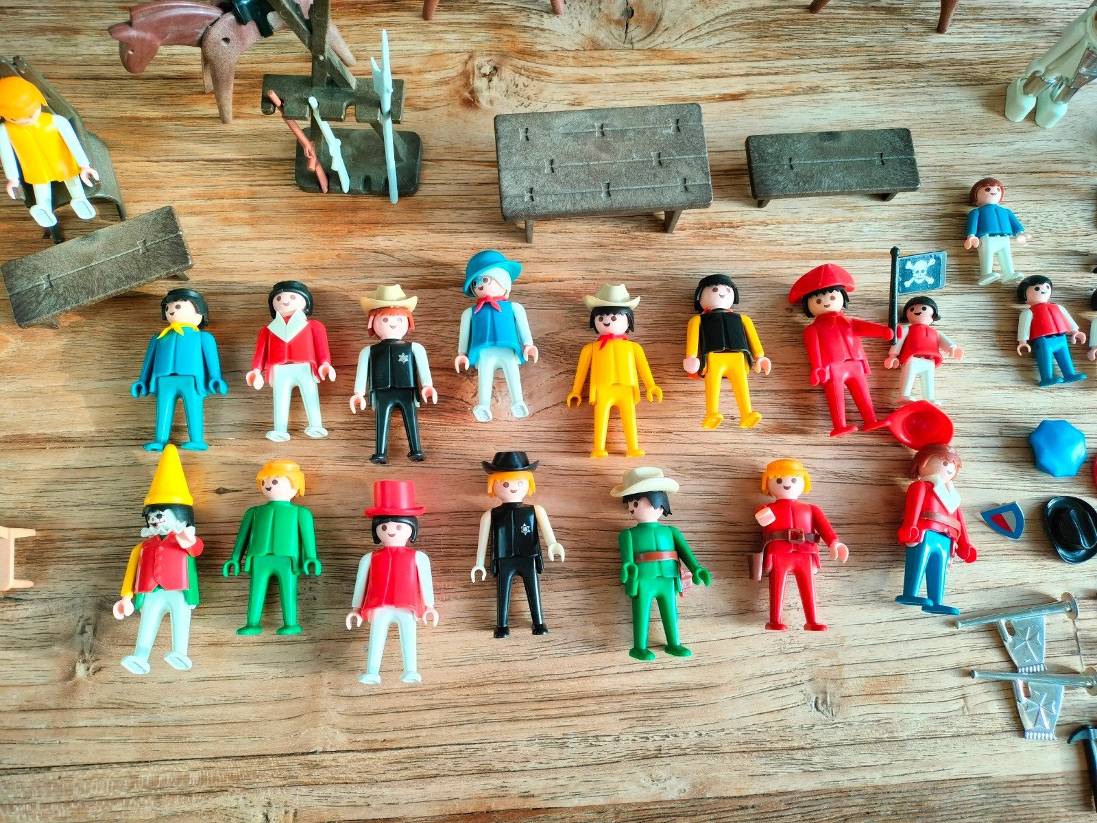 Playmobil diverse items: poppetjes, paarden, boot en meer, Ophalen of Verzenden, Gebruikt, Jongen of Meisje