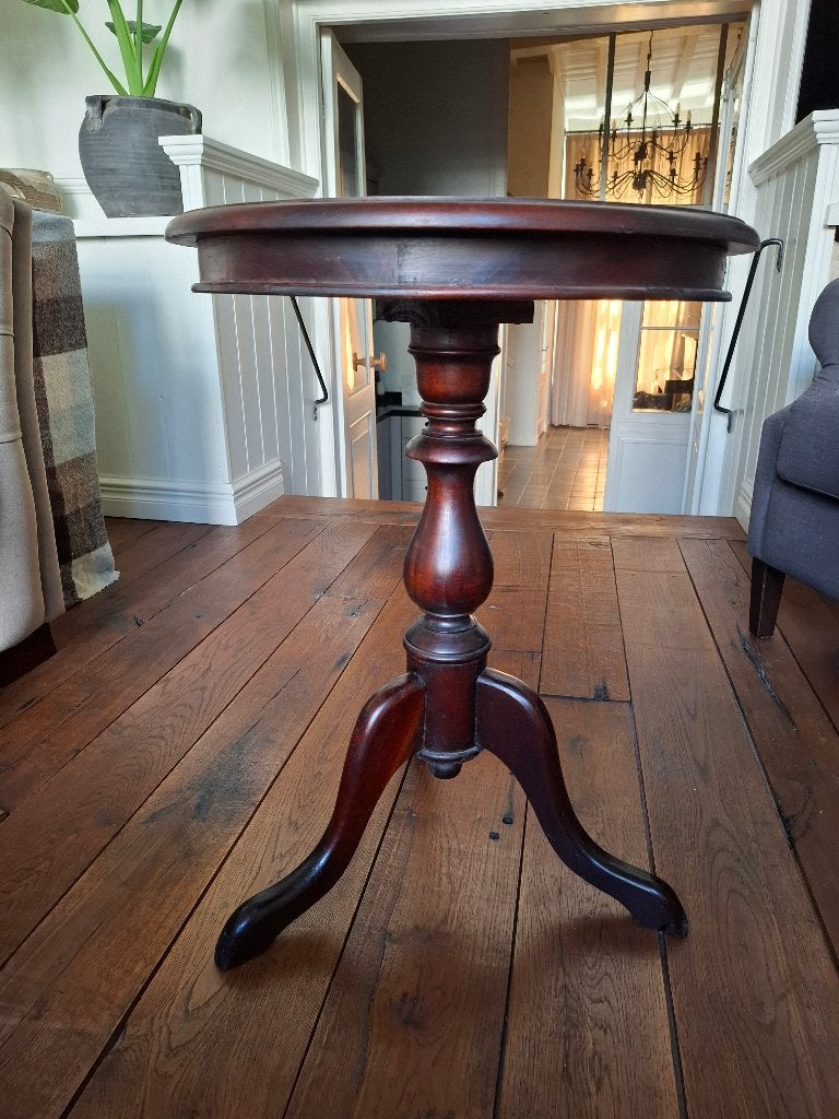 Wijntafel, Huis en Inrichting, Tafels | Bijzettafels, Ophalen, Minder dan 55 cm, Gebruikt, Landelijk klassiek