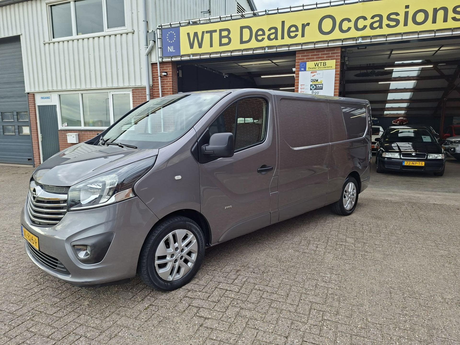 Opel Vivaro 1.6 CDTI L2H1 Edition EcoFlex, Auto's, Voorwielaandrijving, Gebruikt, Zwart, 4 cilinders