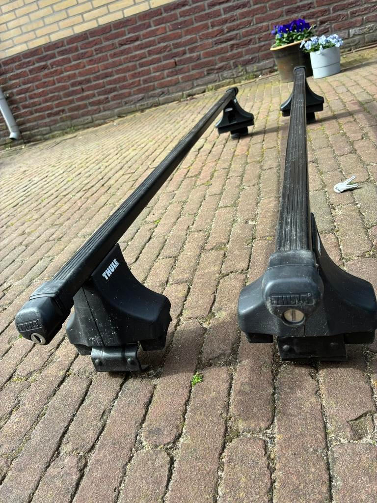 Thule dakdragers - Universeel, Auto diversen, Dakdragers, Ophalen of Verzenden, Zo goed als nieuw