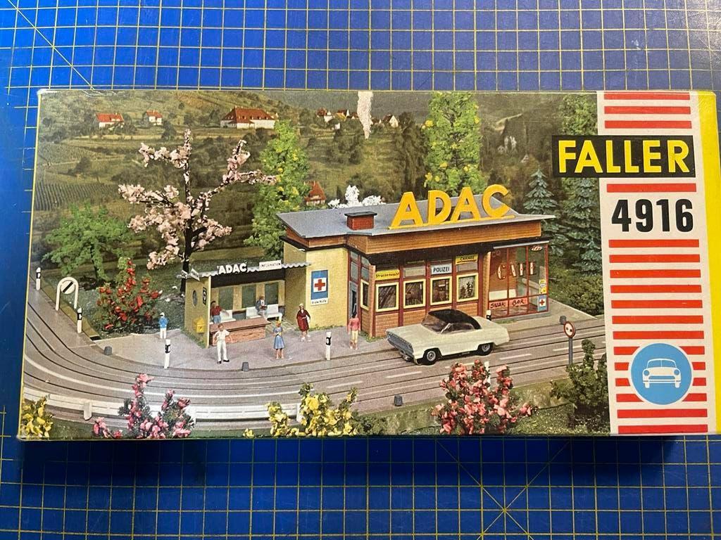 Faller 4916 AMS Slotcar Adac Nieuw, Hobby en Vrije tijd, Modeltreinen | H0, Overige merken, Verzenden, Gelijkstroom of Wisselstroom