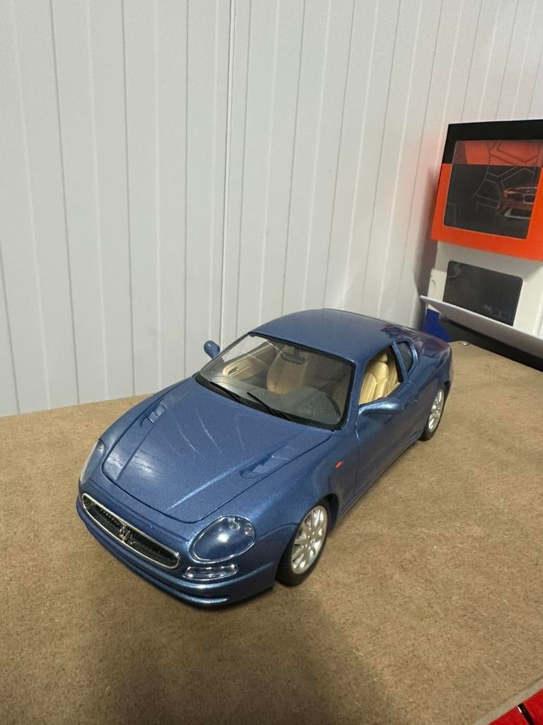 Maserati 3200GT modelauto 1:18 Bburago, Ophalen of Verzenden, Zo goed als nieuw, Auto, Bburago
