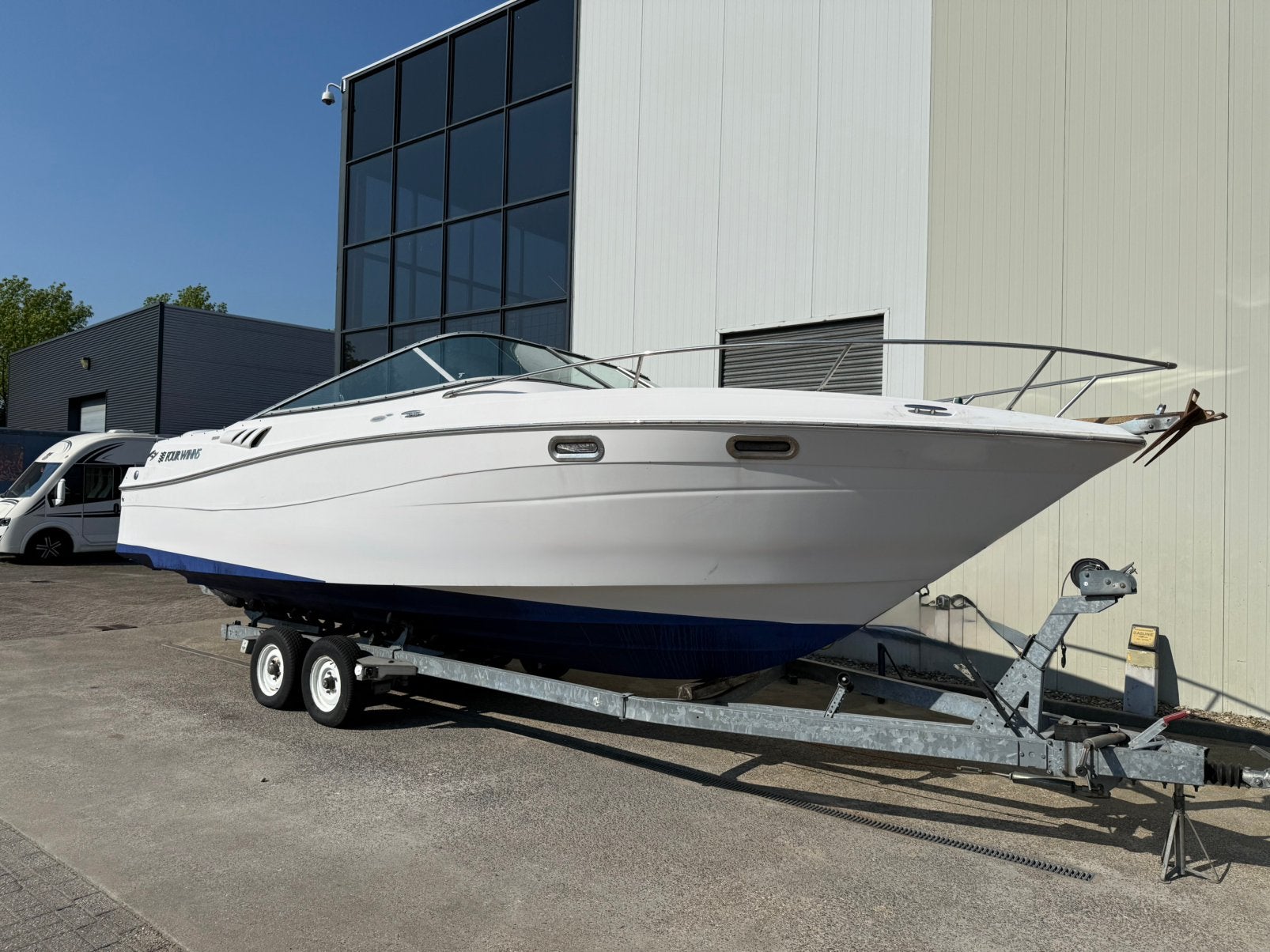 Four Winns Sundowner 285 -  speedboot/Kajuitboot/ uit 2005, Watersport en Boten, Overige merken, 375 pk, Gebruikt, Binnenboordmotor