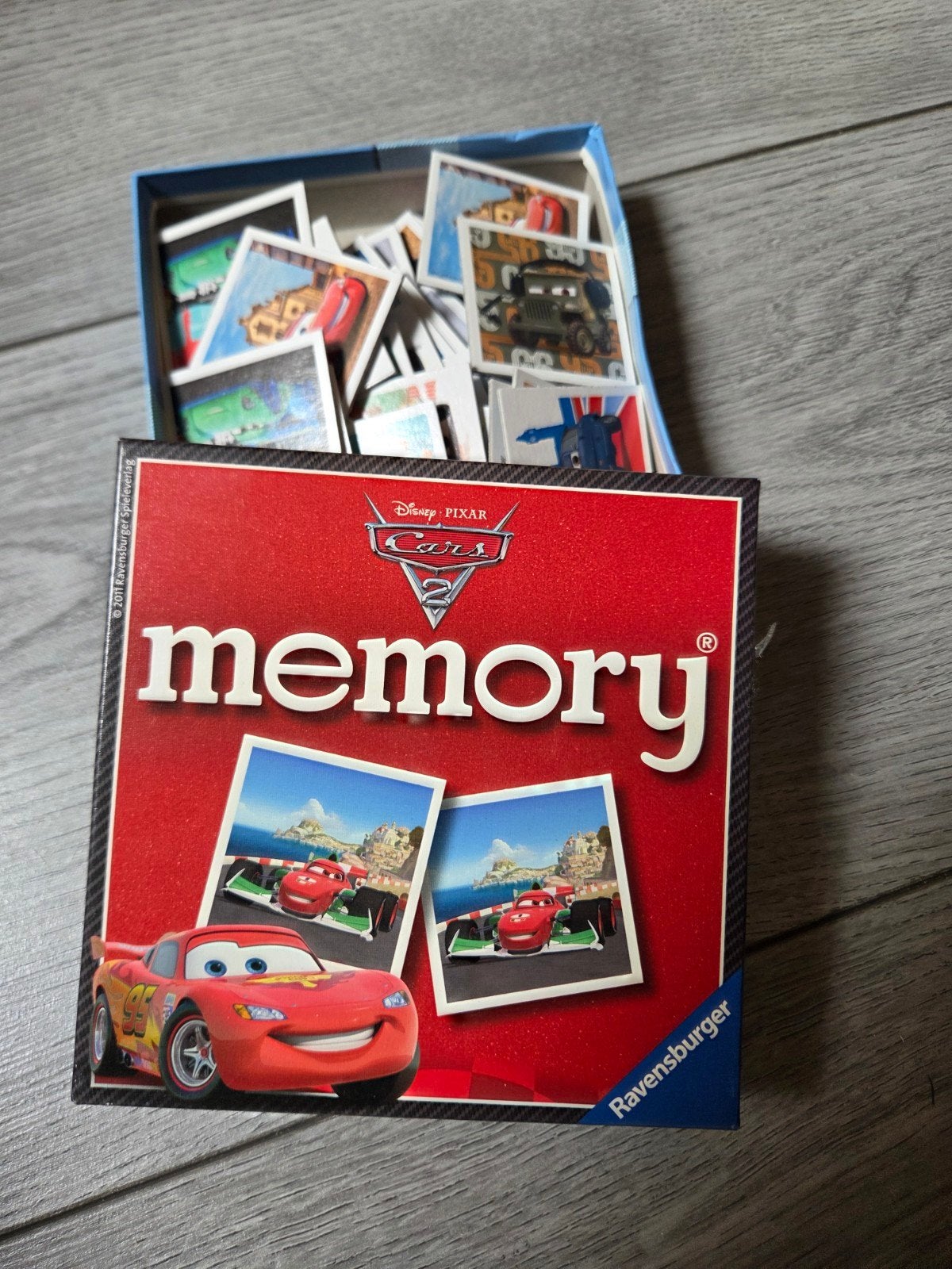 Disney Pixar Cars 2 Memory spel Ravensburger, Een of twee spelers, Ophalen of Verzenden, Zo goed als nieuw, Ravensburger