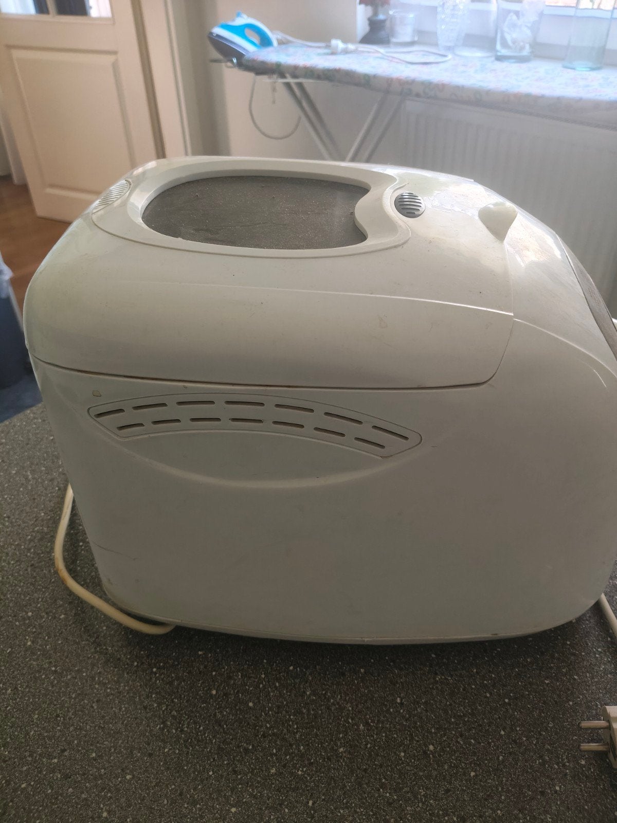 Clatronic Broodbakmachine met Timer en Kijkvenster, Witgoed en Apparatuur, Gebruikt, Kijkvenster, 800 tot 1200 gram deeg, Ophalen