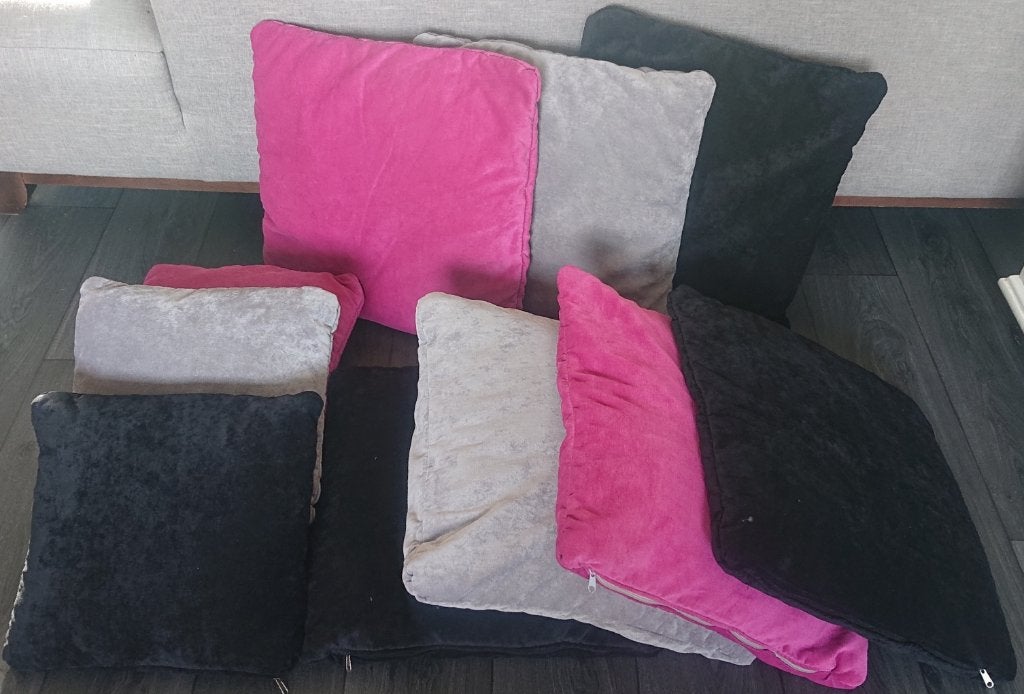 10-delige Kussen set roze/grijs/zwart, Meerkleurig, Vierkant, Ophalen of Verzenden, Zo goed als nieuw