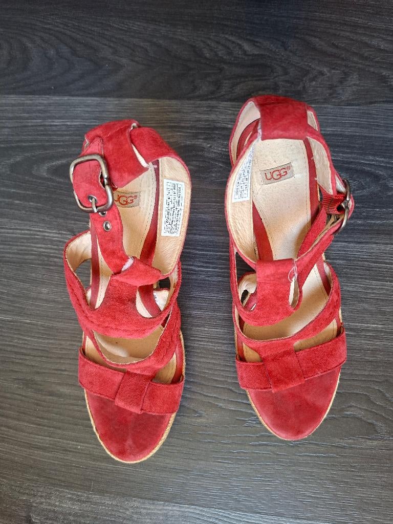 Damesschoen, Kleding | Dames, Schoenen, Ophalen, UGG, Overige typen, Zo goed als nieuw