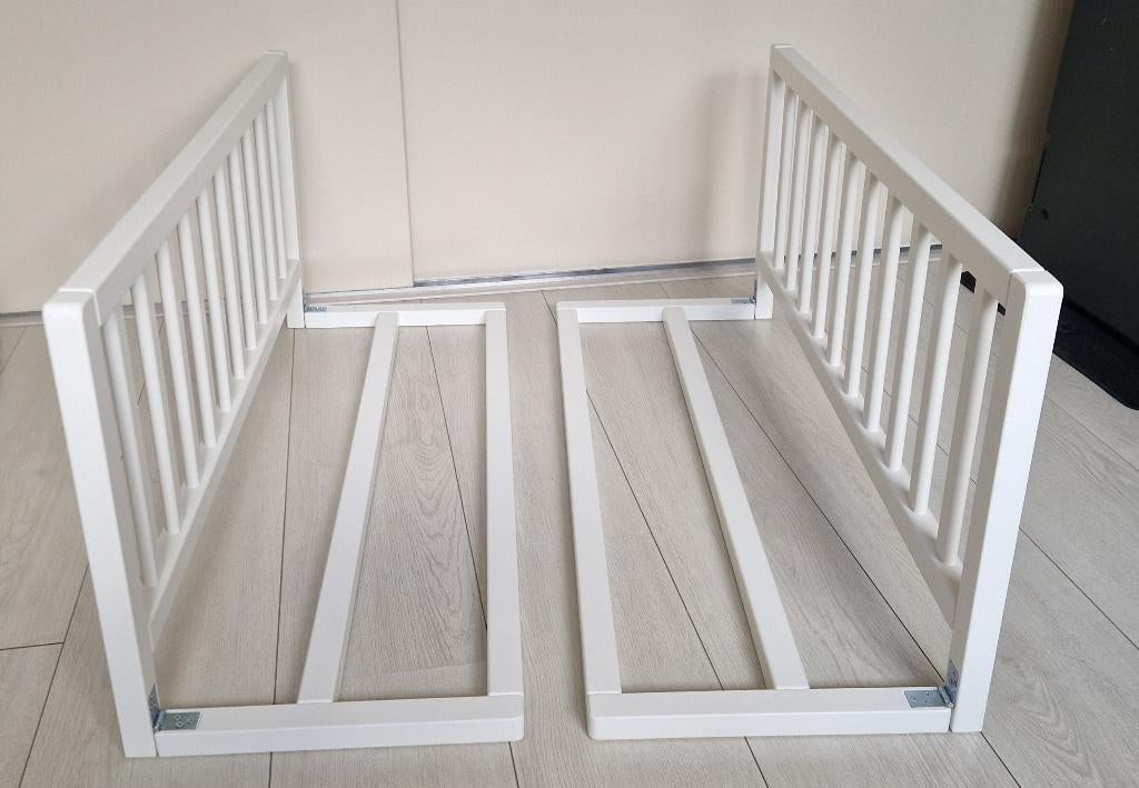 Te koop 2 Bedhekjes wit van het merk TWF 90cm lang, Kinderen en Baby's, Kinderkamer | Bedden, Ophalen, Nieuw, Minder dan 140 cm