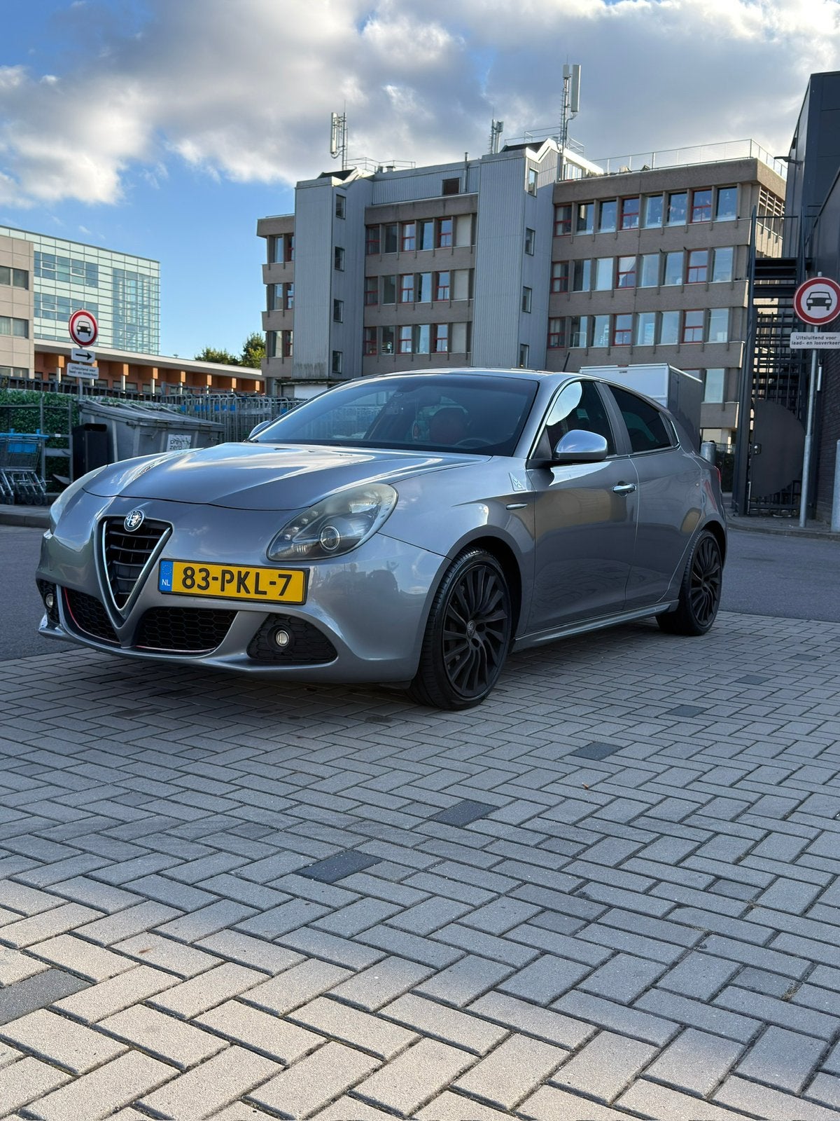 Alfa Romeo Giulietta QV 1.7 TBi – + SUPER ONDERHOUD, Auto's, 1295 kg, 4 cilinders, Origineel Nederlands, Handgeschakeld