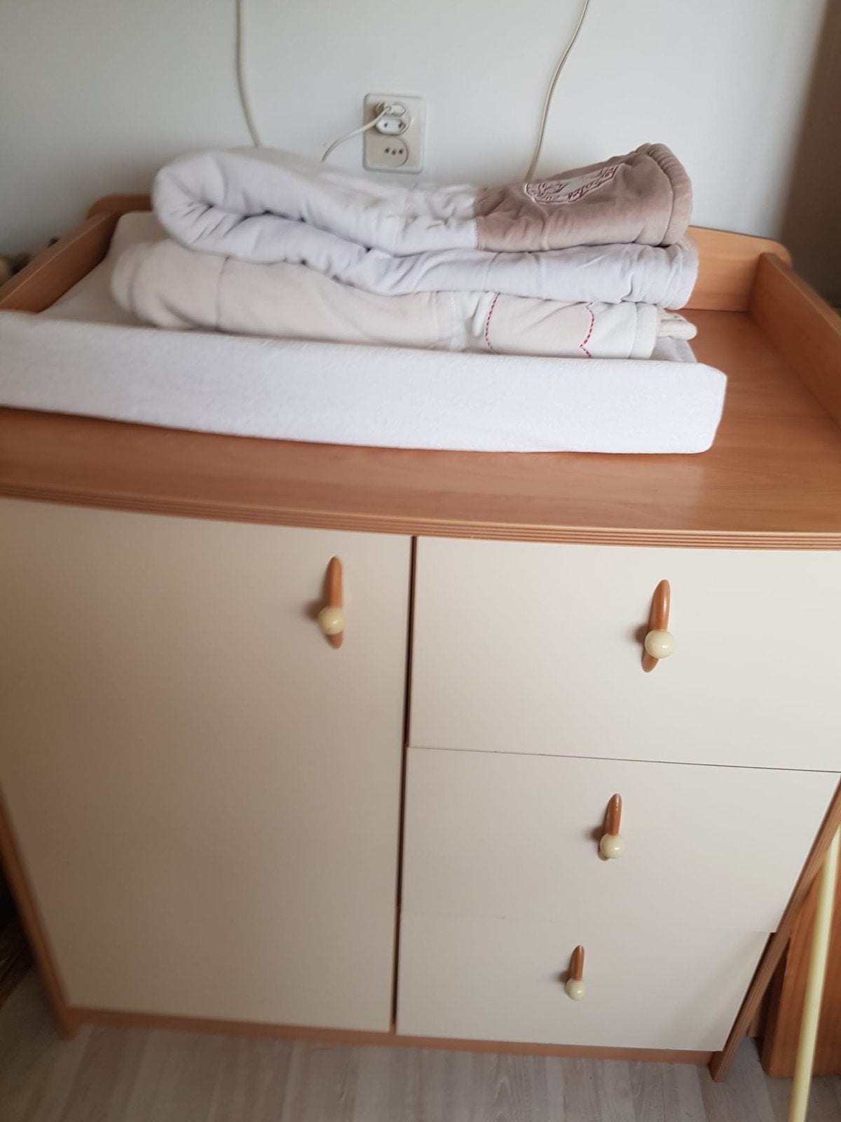 Complete babykamer: ledikant, commode en kledingkast, Ophalen, Gebruikt, Jongetje of Meisje