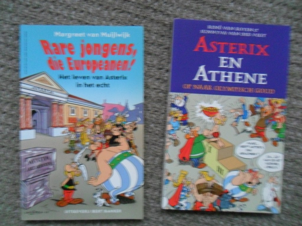 Asterix-infoboekjes: Rare Jongens + Olympisch Goud, Boeken, Meerdere comics, Ophalen of Verzenden, Zo goed als nieuw, Europa