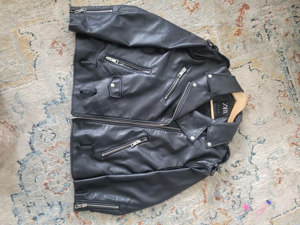 Stoere Zara Faux Leren Bikerjack - Zwart - Maat M, Maat 38/40 (M), Ophalen of Verzenden, Jasje, Gedragen