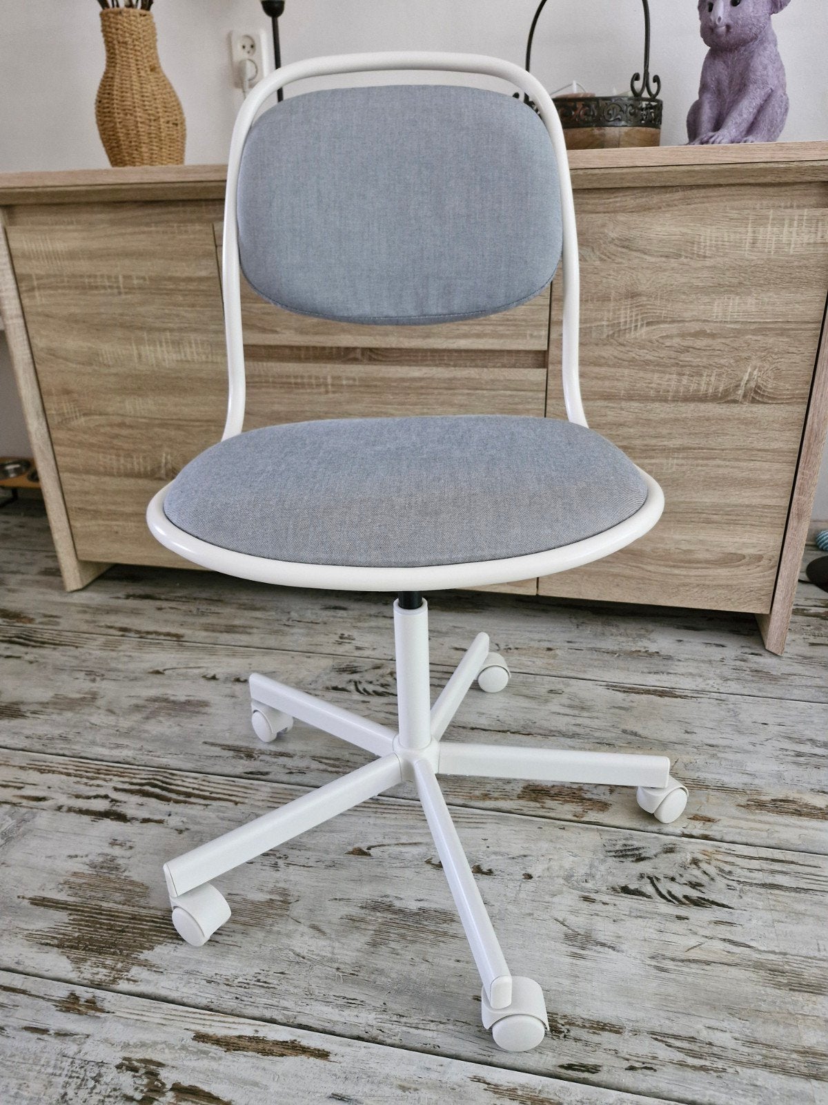IKEA bureaustoel wit/grijs, Ophalen, Zo goed als nieuw, Grijs