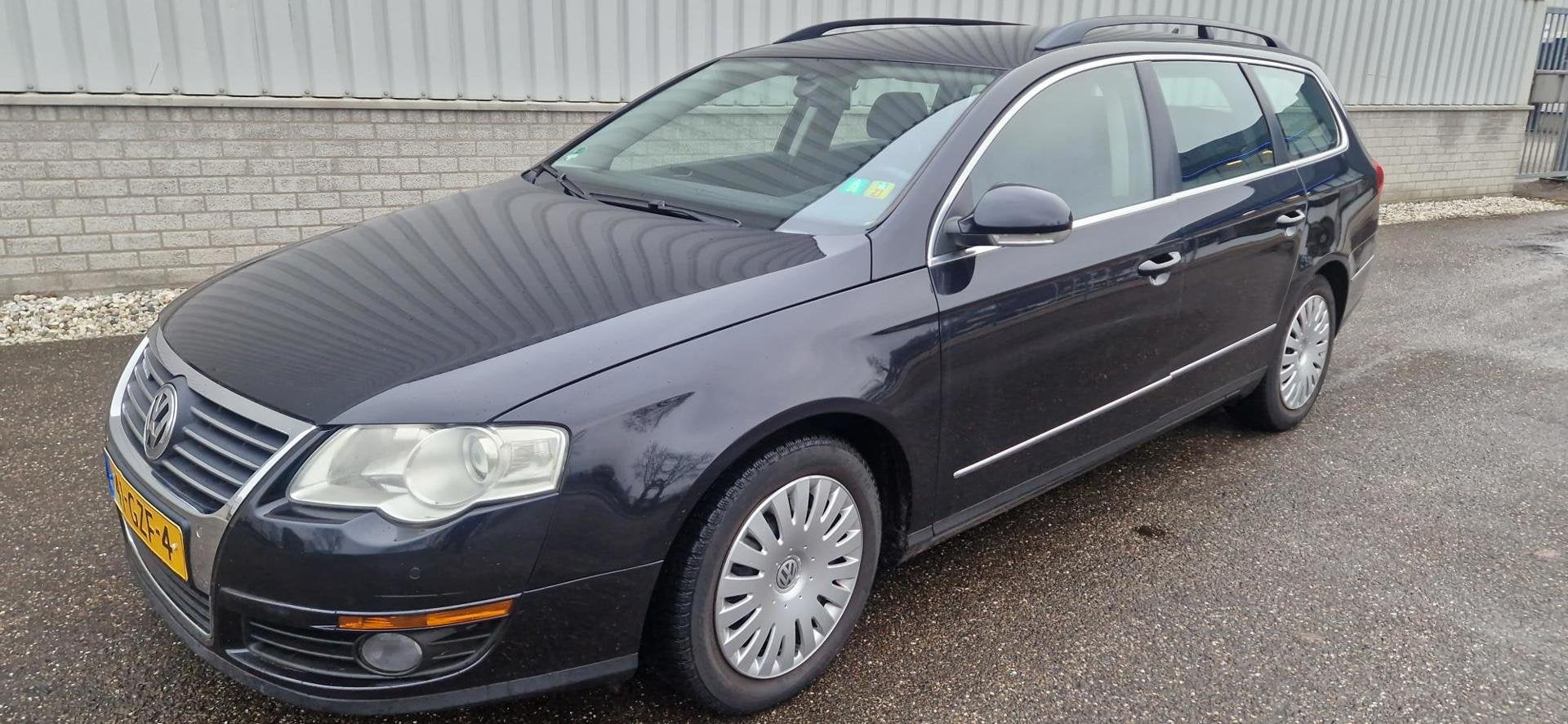 Volkswagen Passat Variant 1.9 TDI Comfortline BlueMotion, Auto's, Voorwielaandrijving, Gebruikt, 4 cilinders, Origineel Nederlands