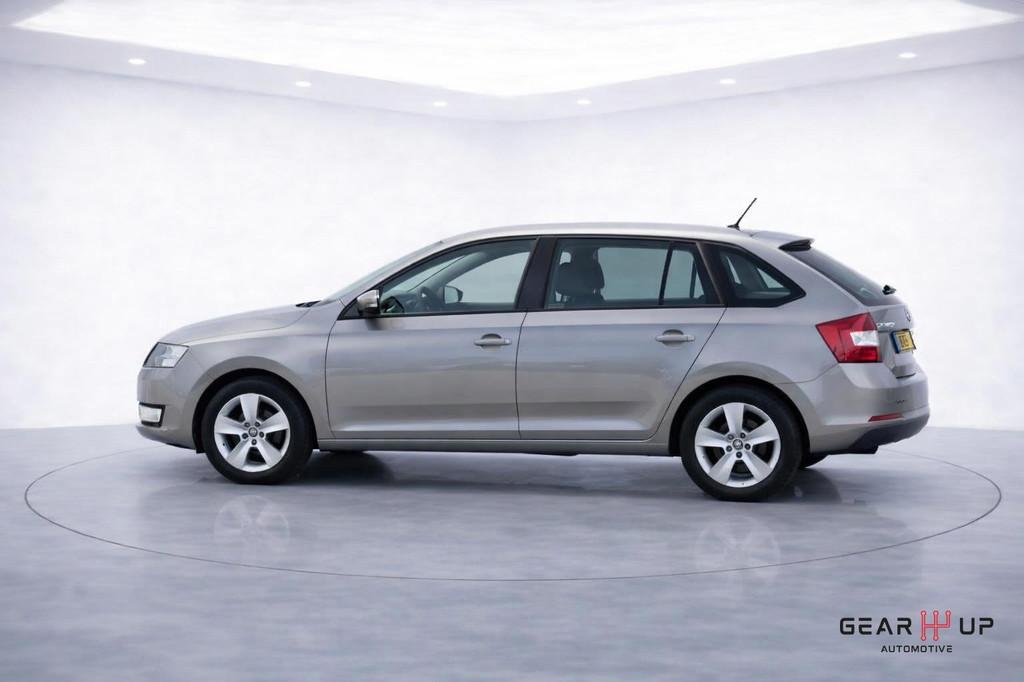 Skoda Rapid Spaceback 1.2 TSI Drive AIRCO|NAVI|LICHTMETAAL|, Gebruikt, Euro 6, 49 €/maand, Geel