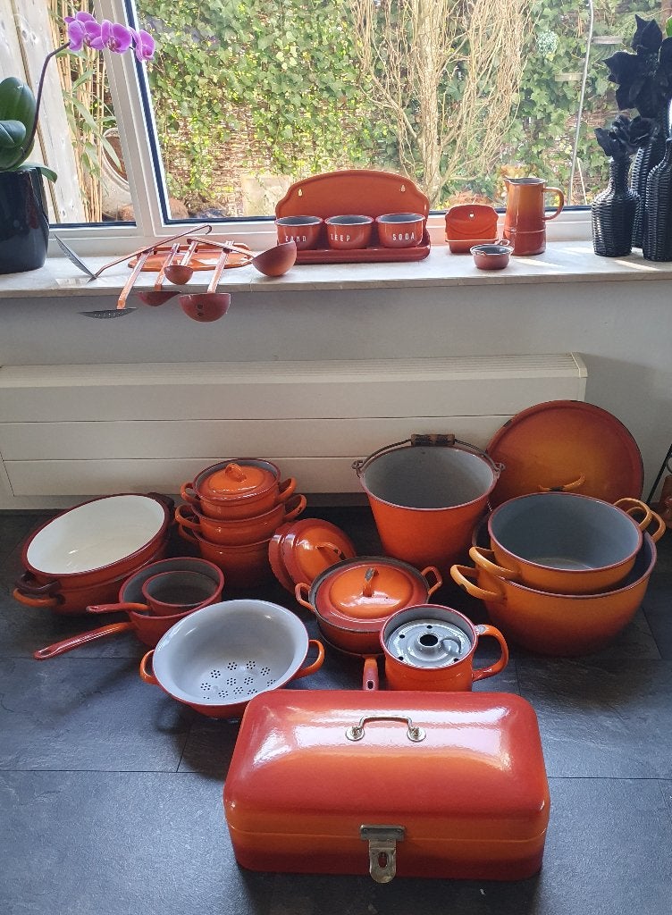 DRU emaille keuken artikelen 1955, Ophalen