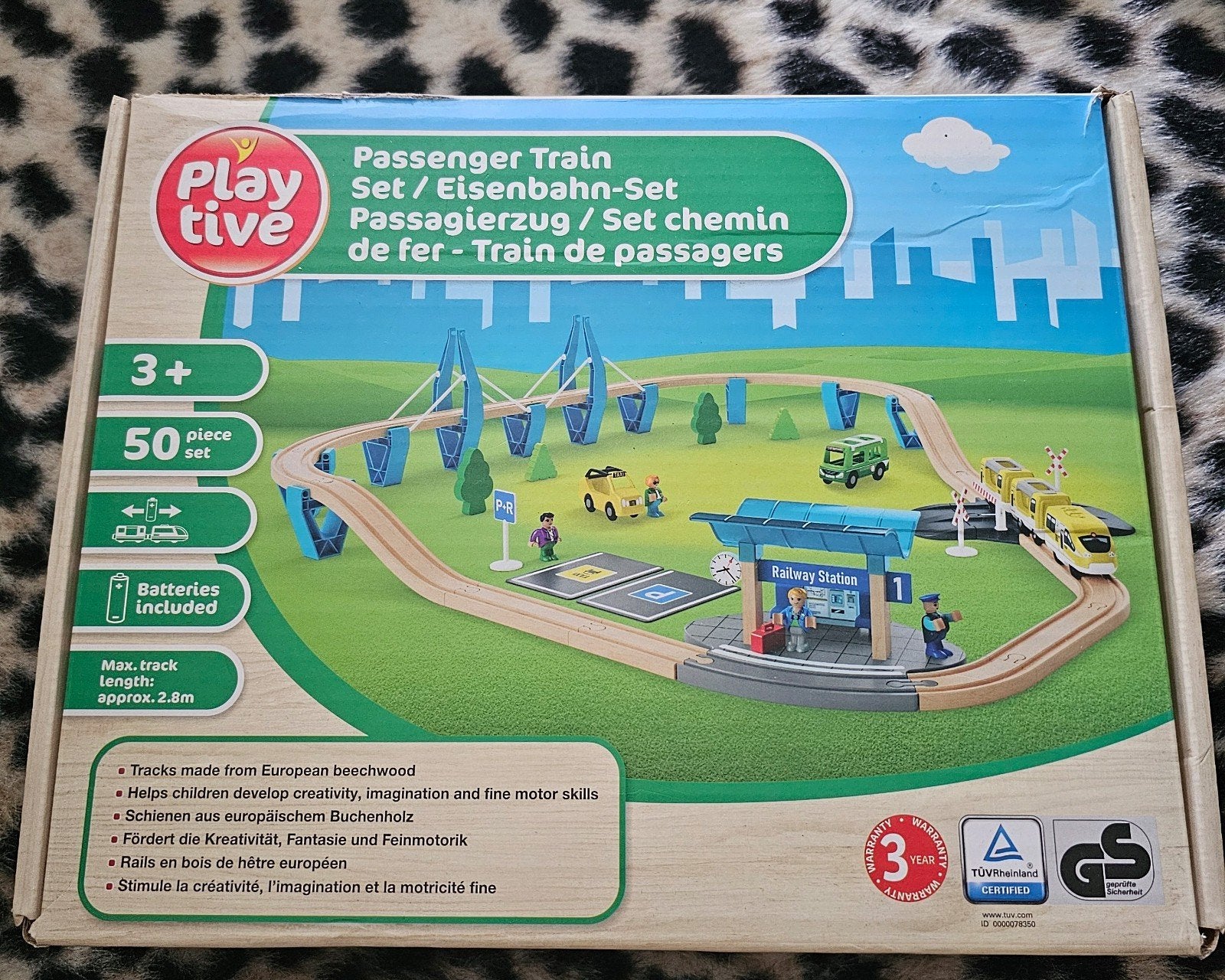Houten treinbaan met trein en accessoires, Ophalen, Gebruikt, Overige merken