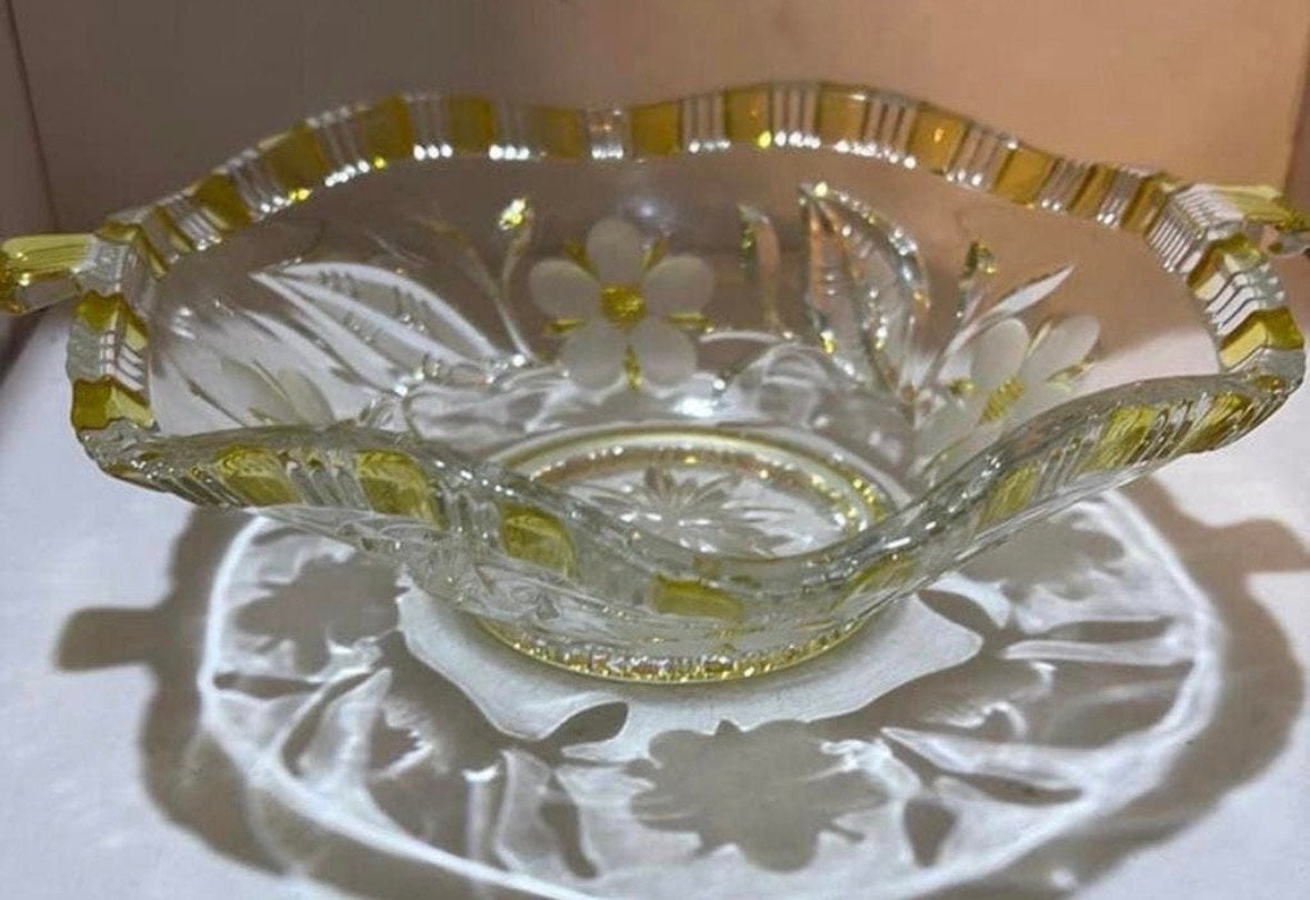 Vintage Walther Glas Kristallen Schaal - Gele Rand & Handvat, Antiek en Kunst, Ophalen of Verzenden