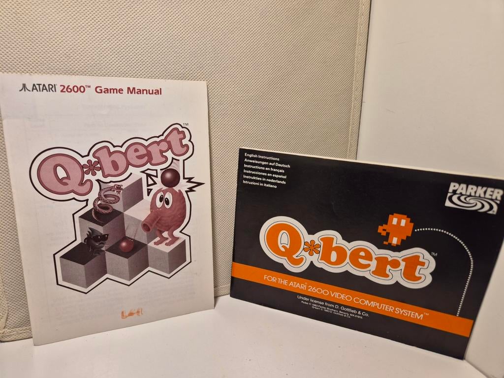 Boekjes van Q*Bert Qbert Atari 2600, Avontuur en Actie, 1 speler, Ophalen of Verzenden, Zo goed als nieuw