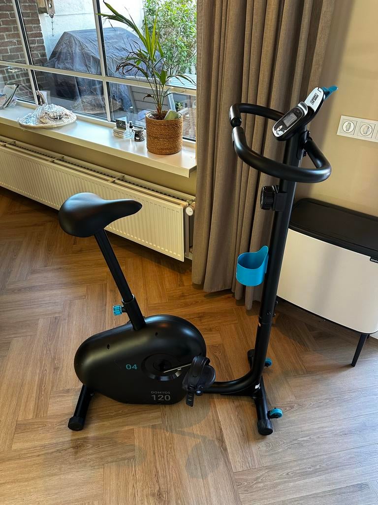 Domyos 120 Hometrainer - Zo goed als nieuw, Ophalen, Zo goed als nieuw, Metaal, Benen