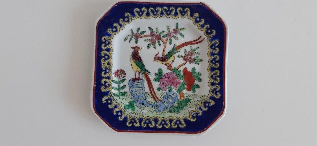 Chinees achthoekig porselein bordje, Verzenden