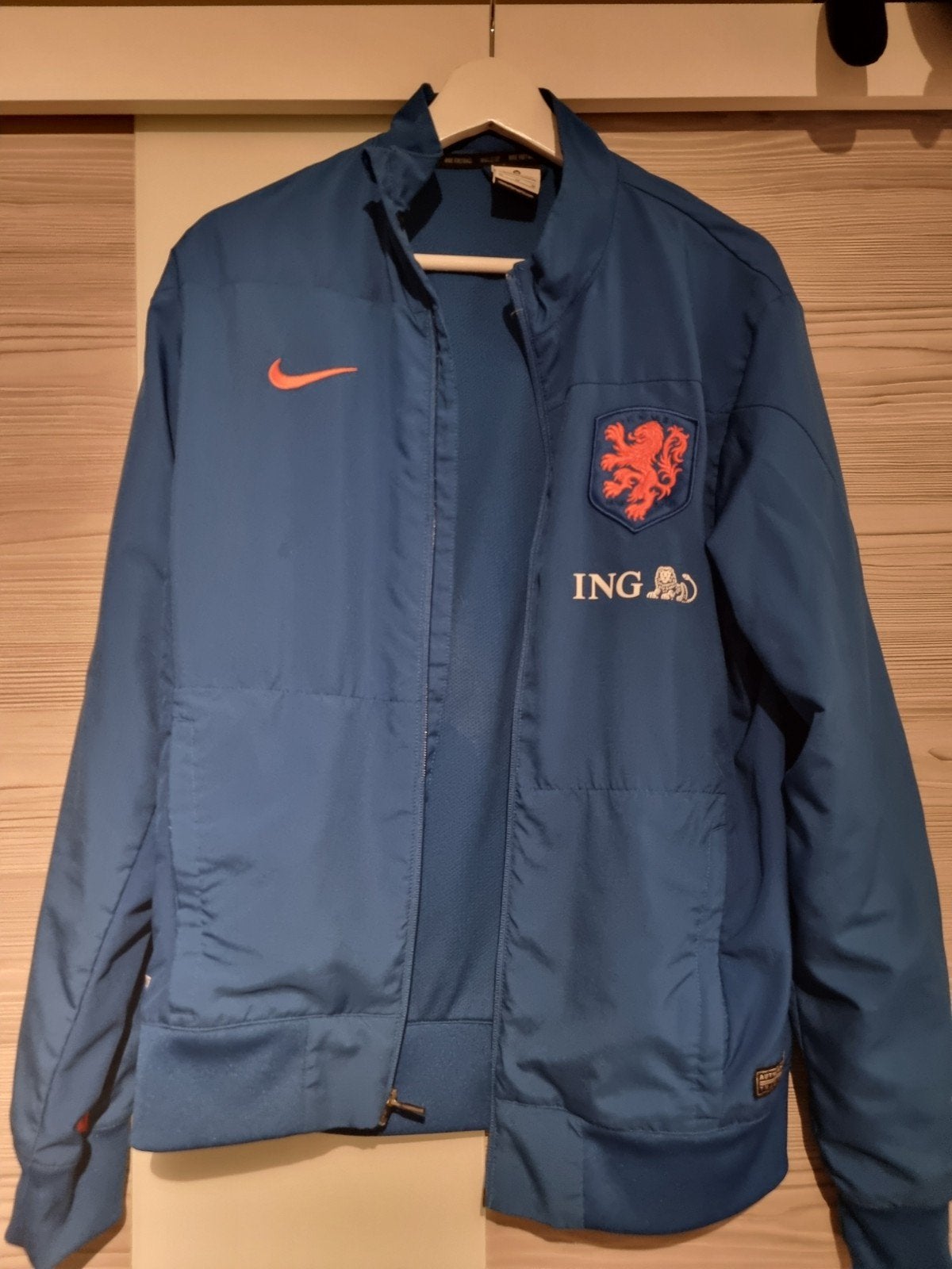 Origineel Nederlands Elftal Trainingsjas Maat M, Kleding | Heren, Sportkleding, Nike, Ophalen of Verzenden, Zo goed als nieuw