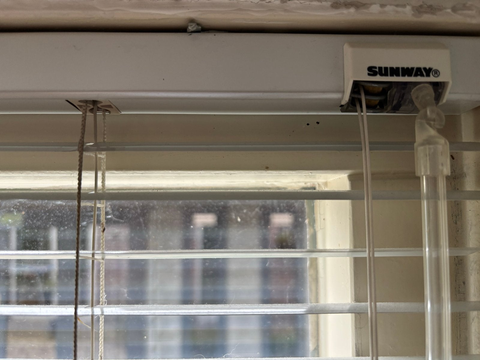 Sunway Luxaflex, Ophalen, Gebruikt, Lamellen, In te korten