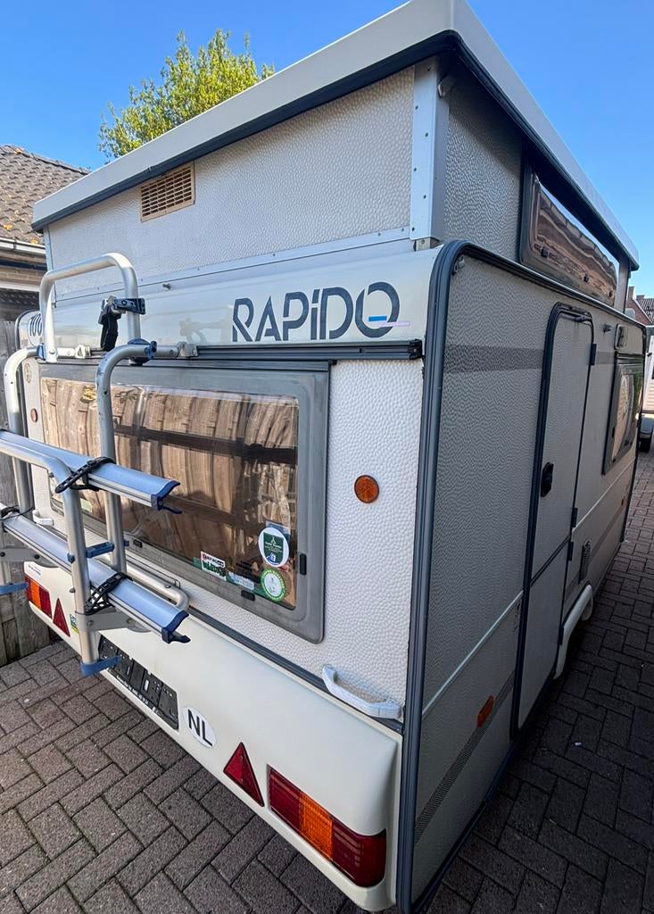 Leuke Rapido club met voortent! Licht gewicht MTM 750kg, Caravans en Kamperen, Rondzit, Bedrijf, Rapido, 500 - 750 kg