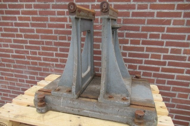 Gietijzer industrieel frame meetopstelling, Ophalen