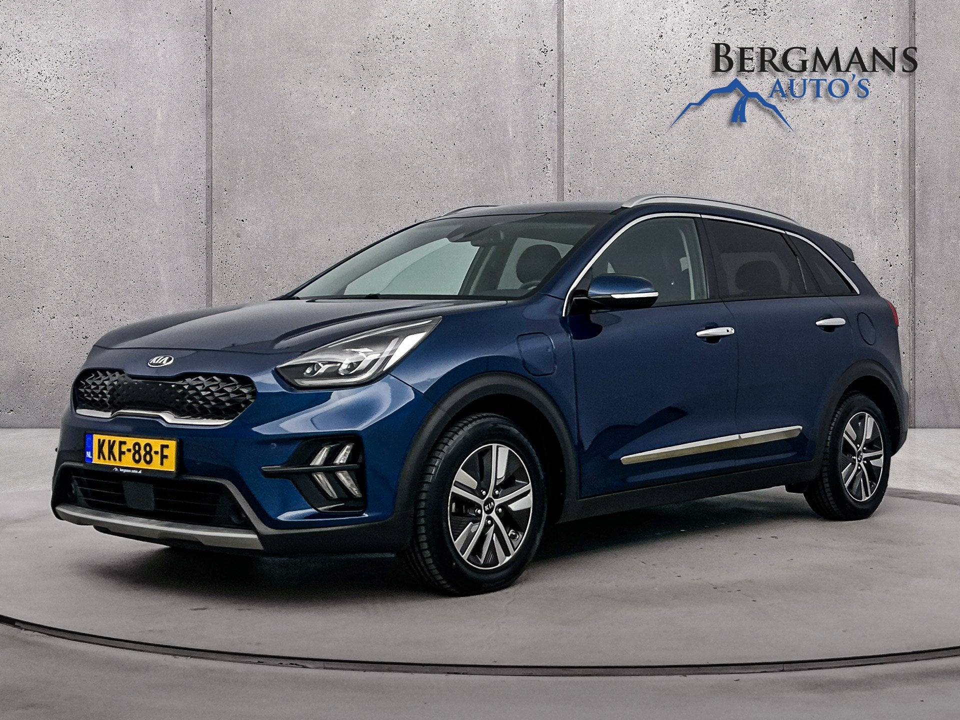 Kia Niro 1.6 GDi PHEV ExecutiveLine // LEDER // STOELKOELING, Gebruikt, Blauw, Bedrijf, 71 km/l