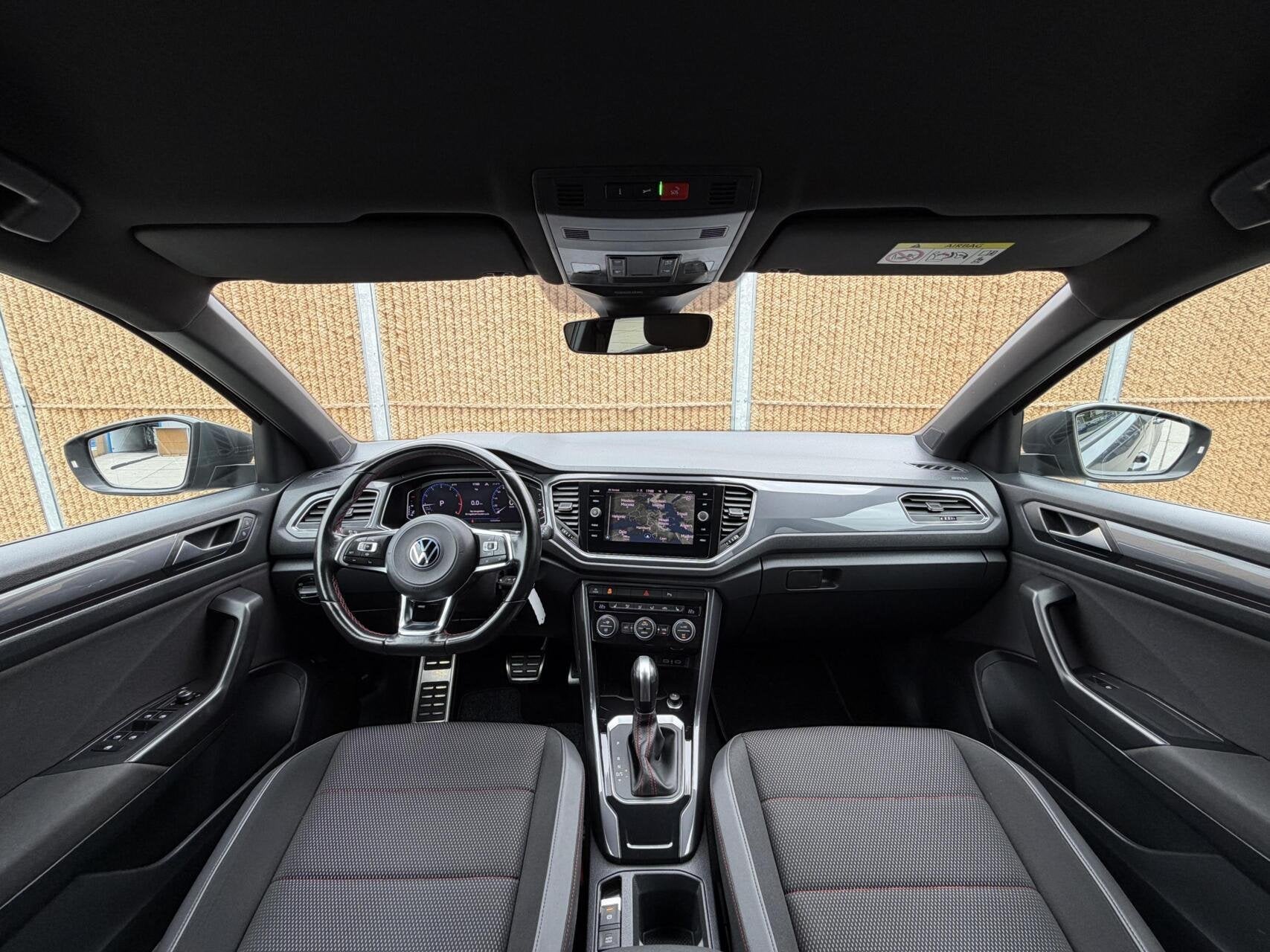 Volkswagen T-Roc 1.5 TSI Sport Business R-line Automaat | LE, Auto's, 1254 kg, Euro 6, 4 cilinders, 150 pk