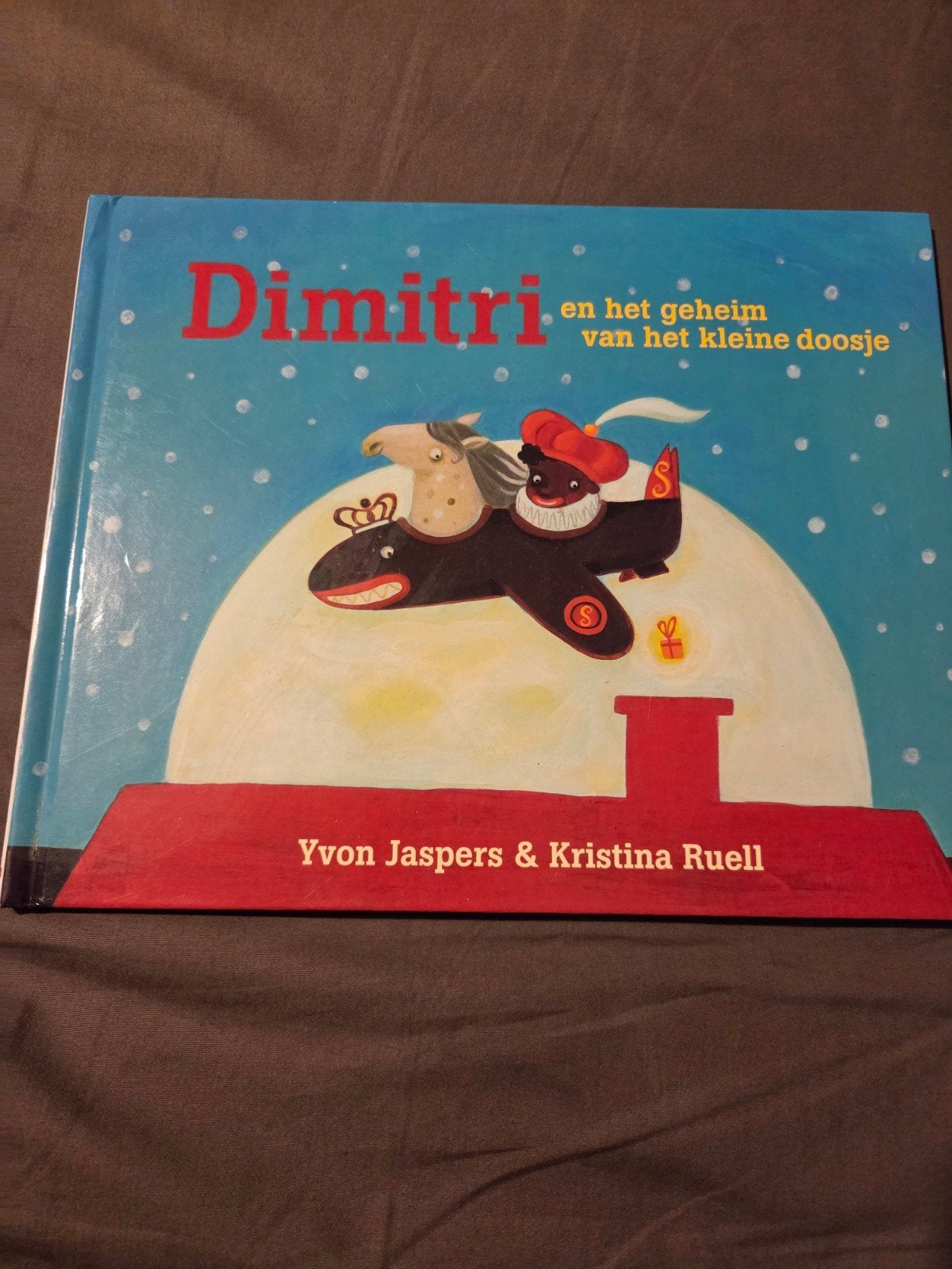 Dimitri en het geheim van het kleine doosje - Yvon Jaspers, Fictie algemeen, Jongen of Meisje, Ophalen of Verzenden, Zo goed als nieuw