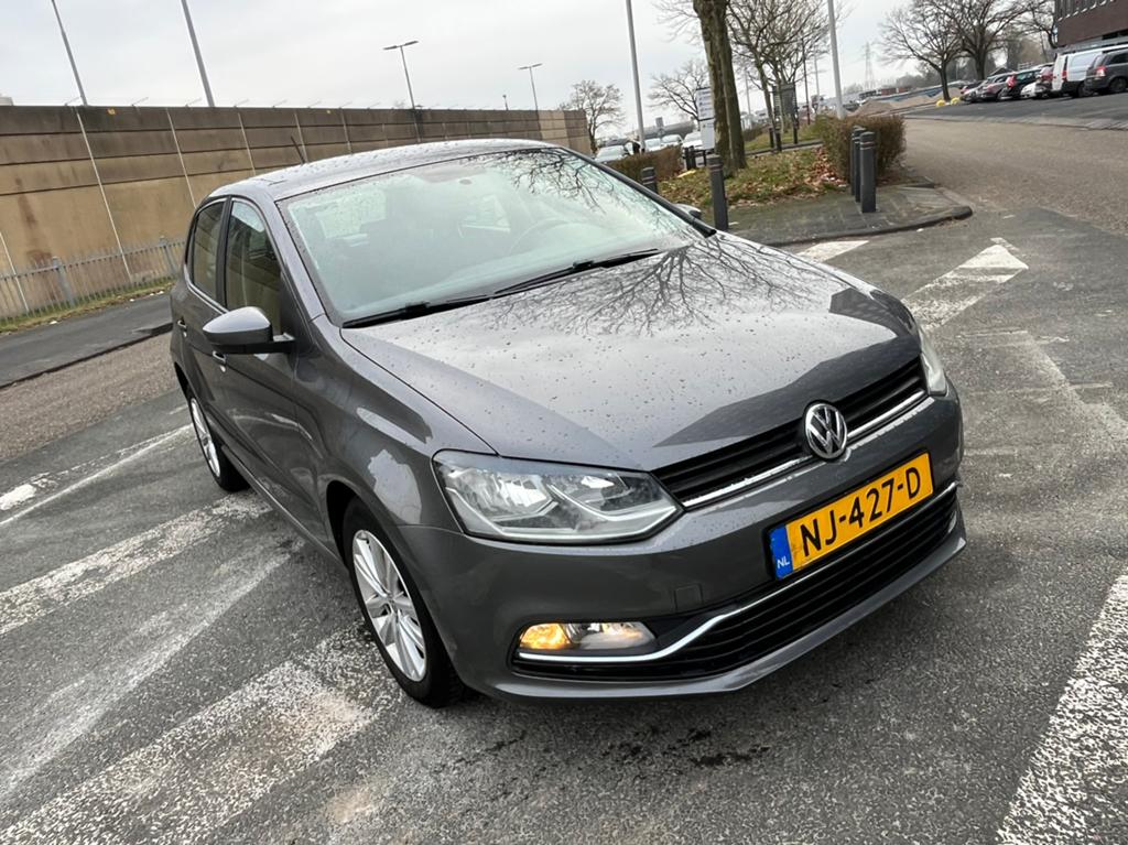 Volkswagen Polo 1.2 TSI 66KW 2017 Grijs, Auto's, Volkswagen, 21 km/l, 40 €/maand, 4 cilinders, Origineel Nederlands