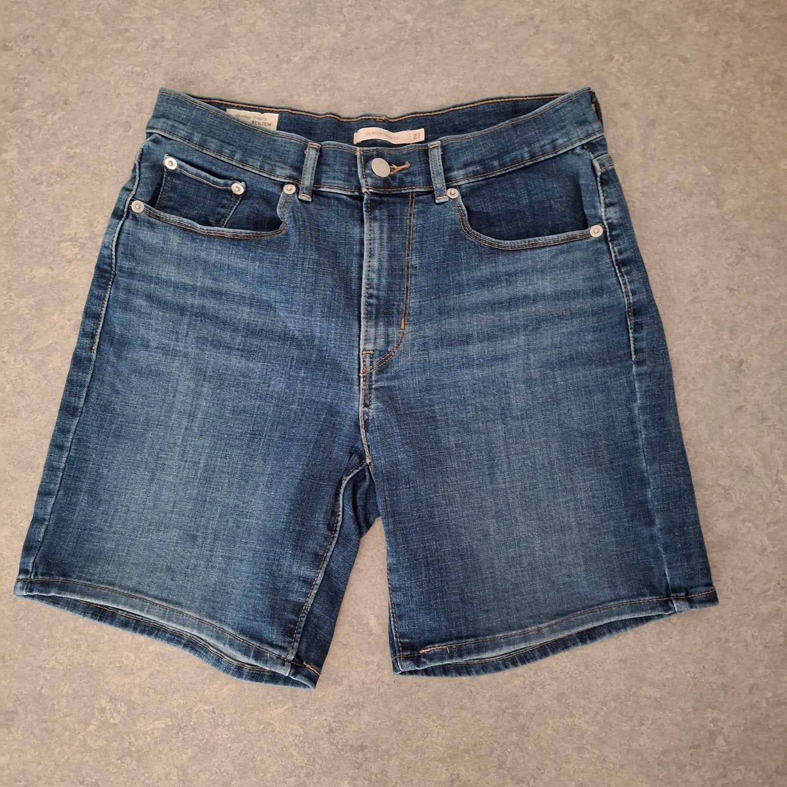 levis short maat 27, Blauw, Ophalen of Verzenden, Zo goed als nieuw, W27 (confectie 34) of kleiner