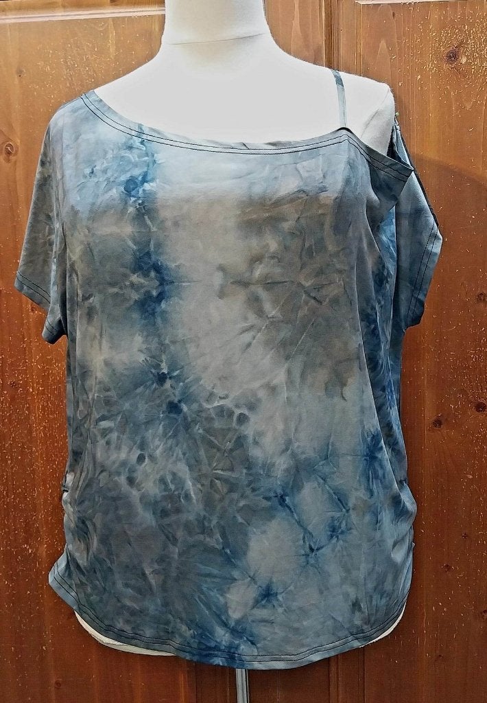 tie dye shirt grijstinten 46, Blauw, Maat 46/48 (XL) of groter, Nieuw, Ophalen of Verzenden