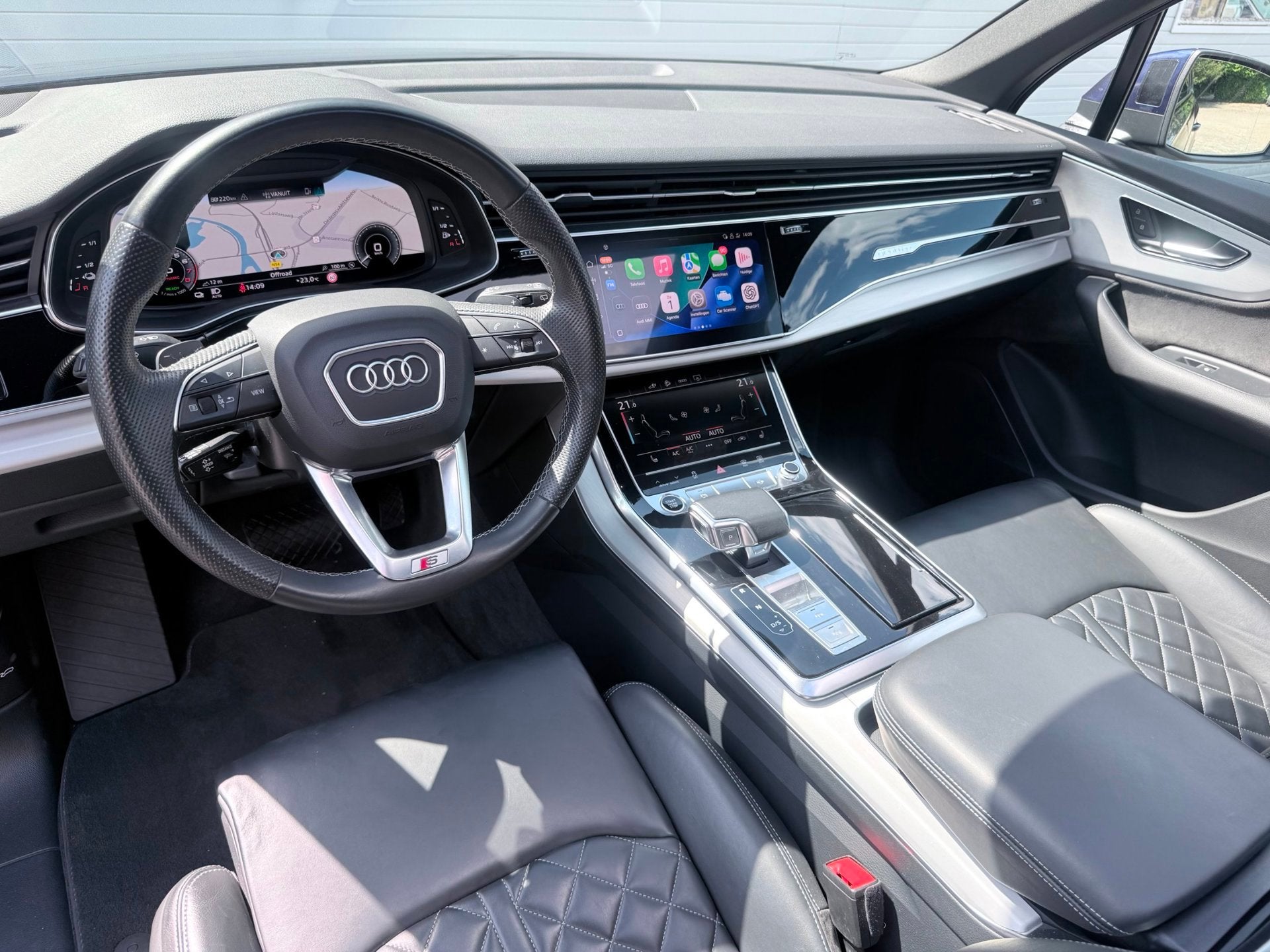 Audi Q7 55 TFSI e quattro S-LINE|PANO|RS-STOEL|T.HAAK|ACC|36, Auto's, Automaat, Gebruikt, Zwart, 2995 cc