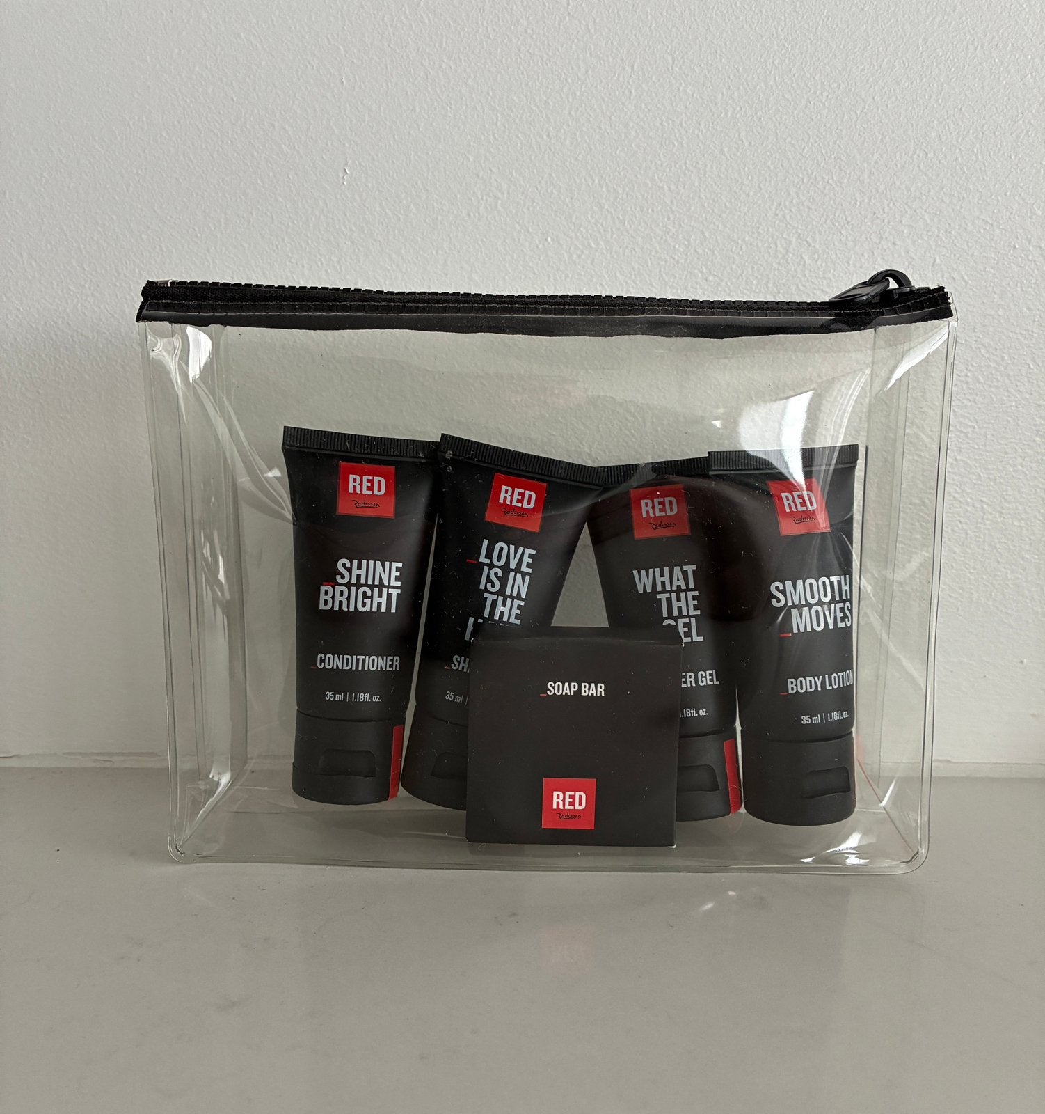Reisetui met mini toiletartikelen, Ophalen of Verzenden, Nieuw, Bad & Douche