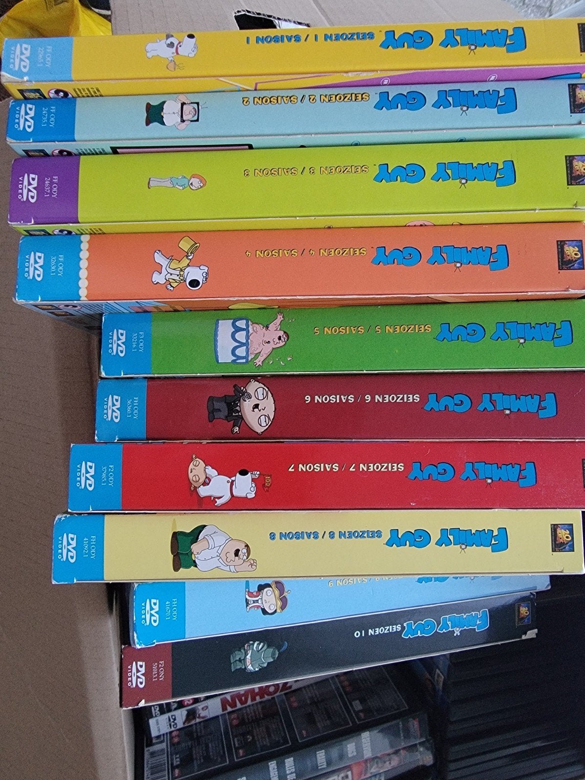 circa 370 dvd's inclusief family guy seizoen 1tm 10, Alle leeftijden, Ophalen, Gebruikt